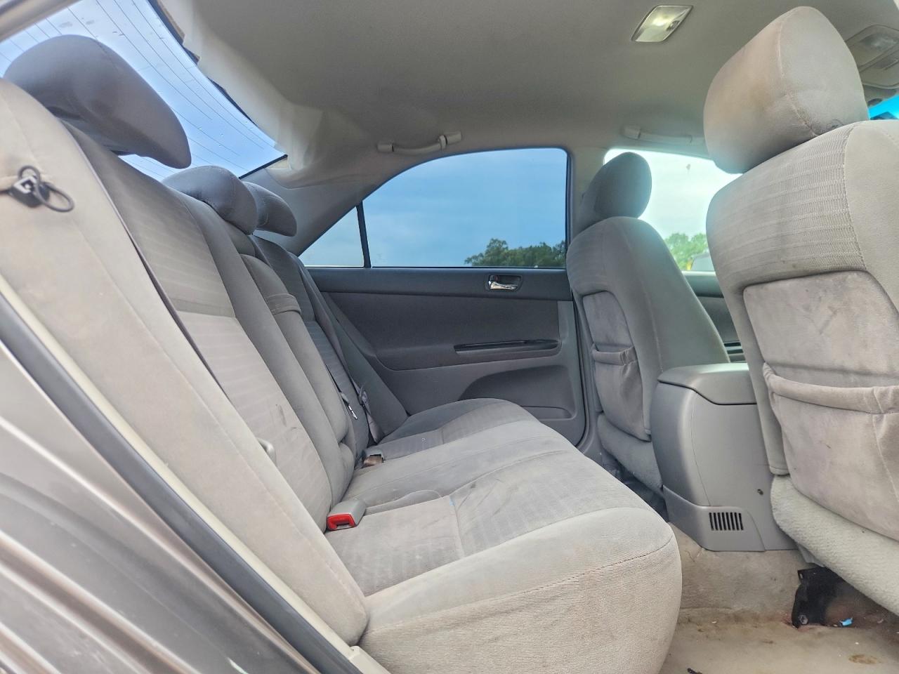 2005 Toyota Camry Standard Серый vin: 4T1BE32K55U572803