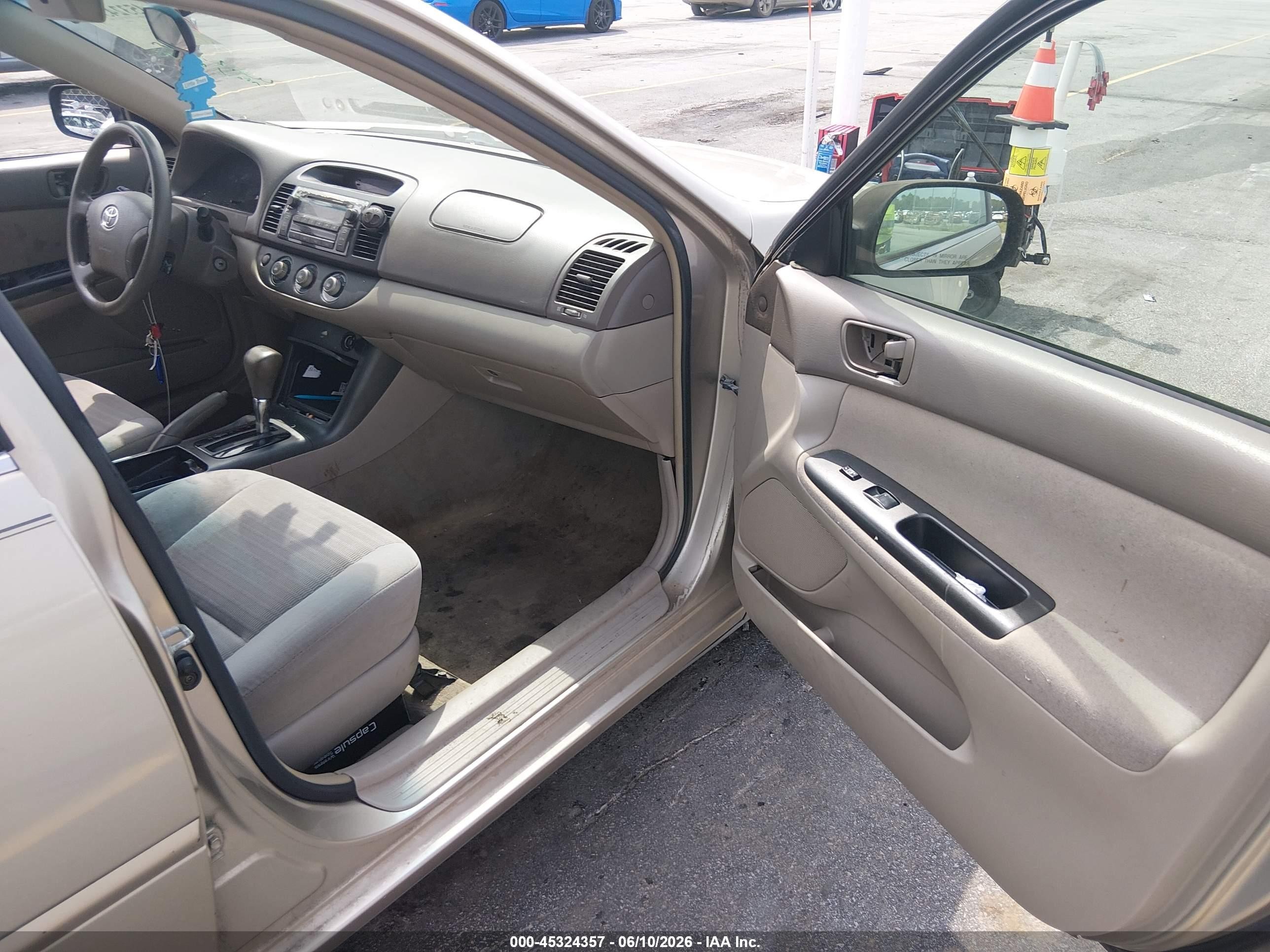 2005 Toyota Camry Std Tan vin: 4T1BE32K55U574101