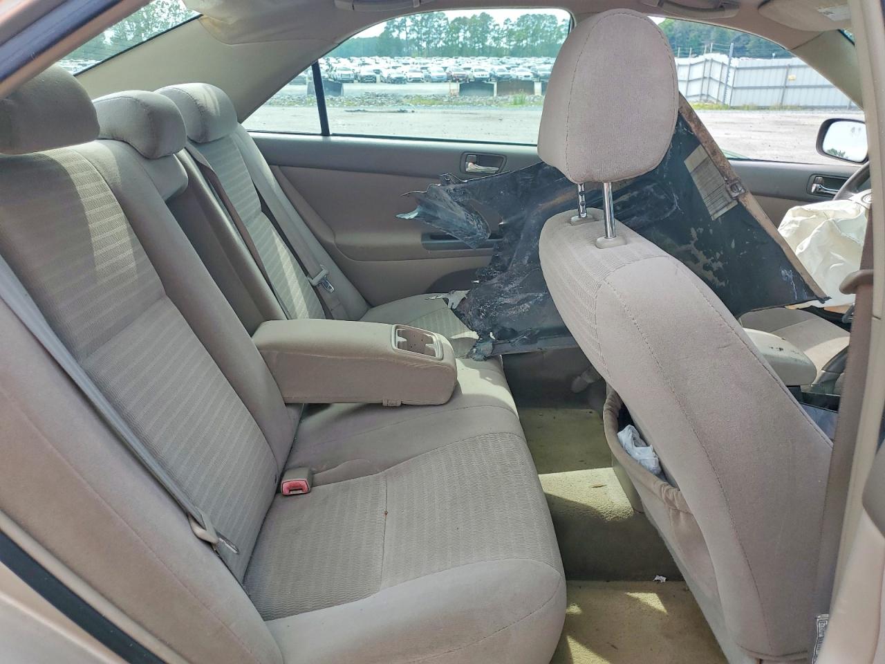 2005 Toyota Camry Standard Gold vin: 4T1BE32K55U582280