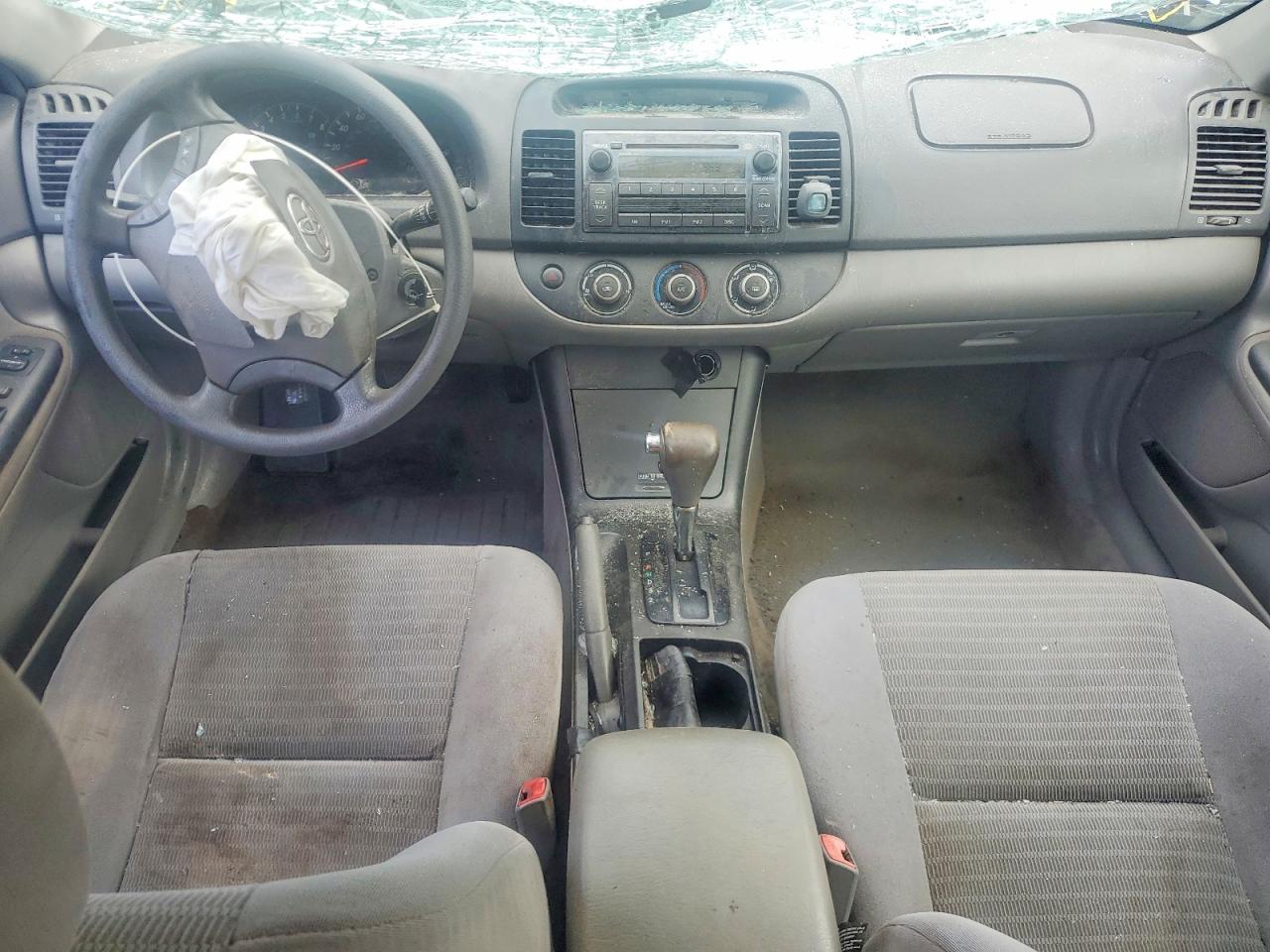 2005 Toyota Camry Le Gray vin: 4T1BE32K55U587298