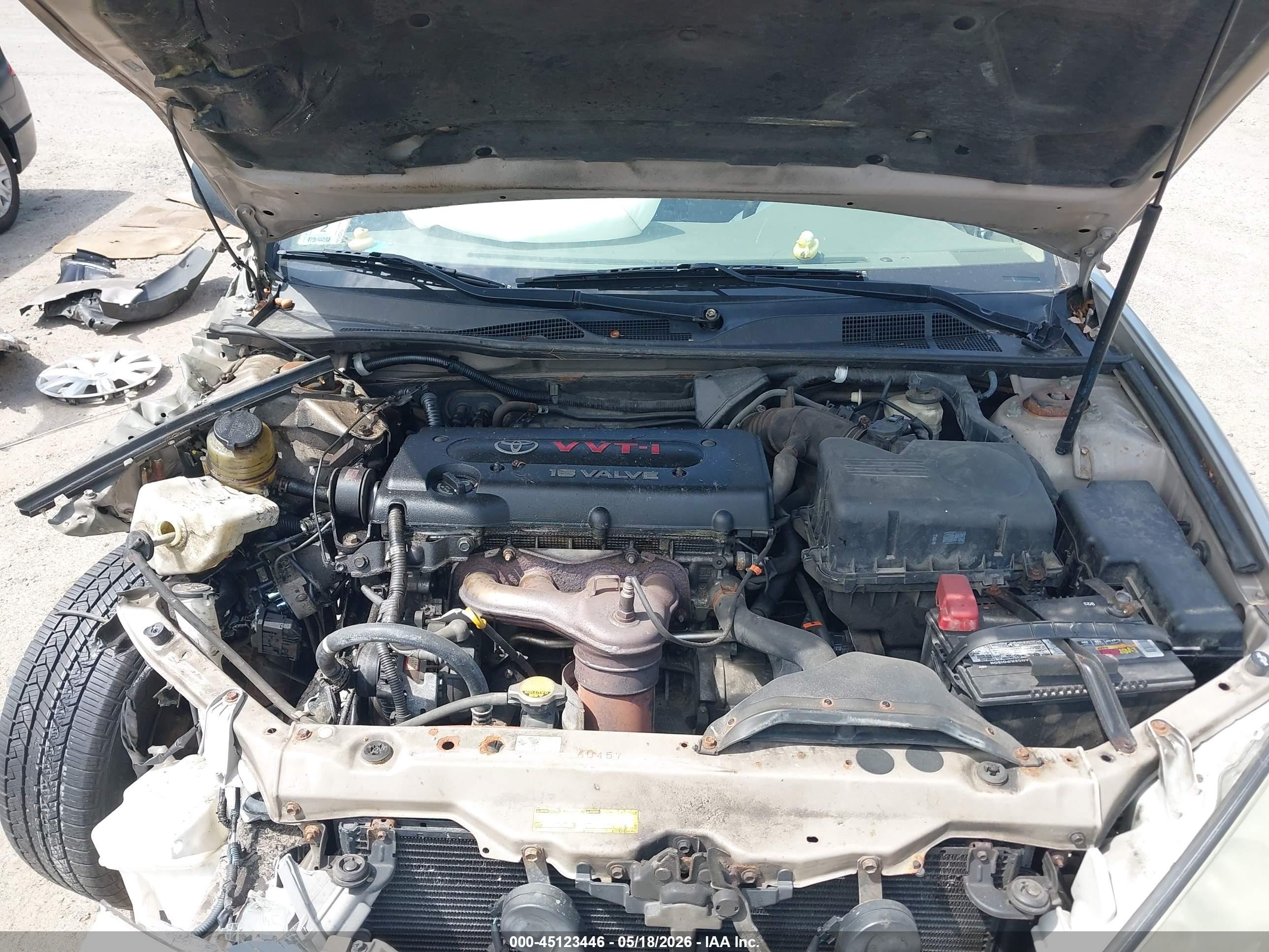 2005 Toyota Camry Std Gold vin: 4T1BE32K55U628934