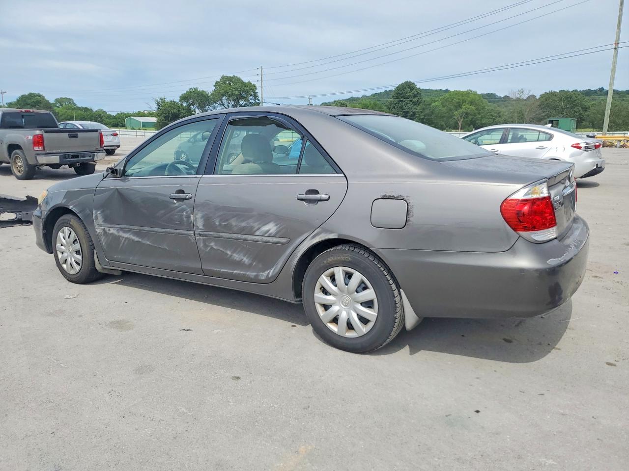 2005 Toyota Camry Le Gray vin: 4T1BE32K55U629405