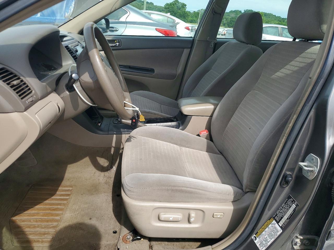 2005 Toyota Camry Le Gray vin: 4T1BE32K55U629405