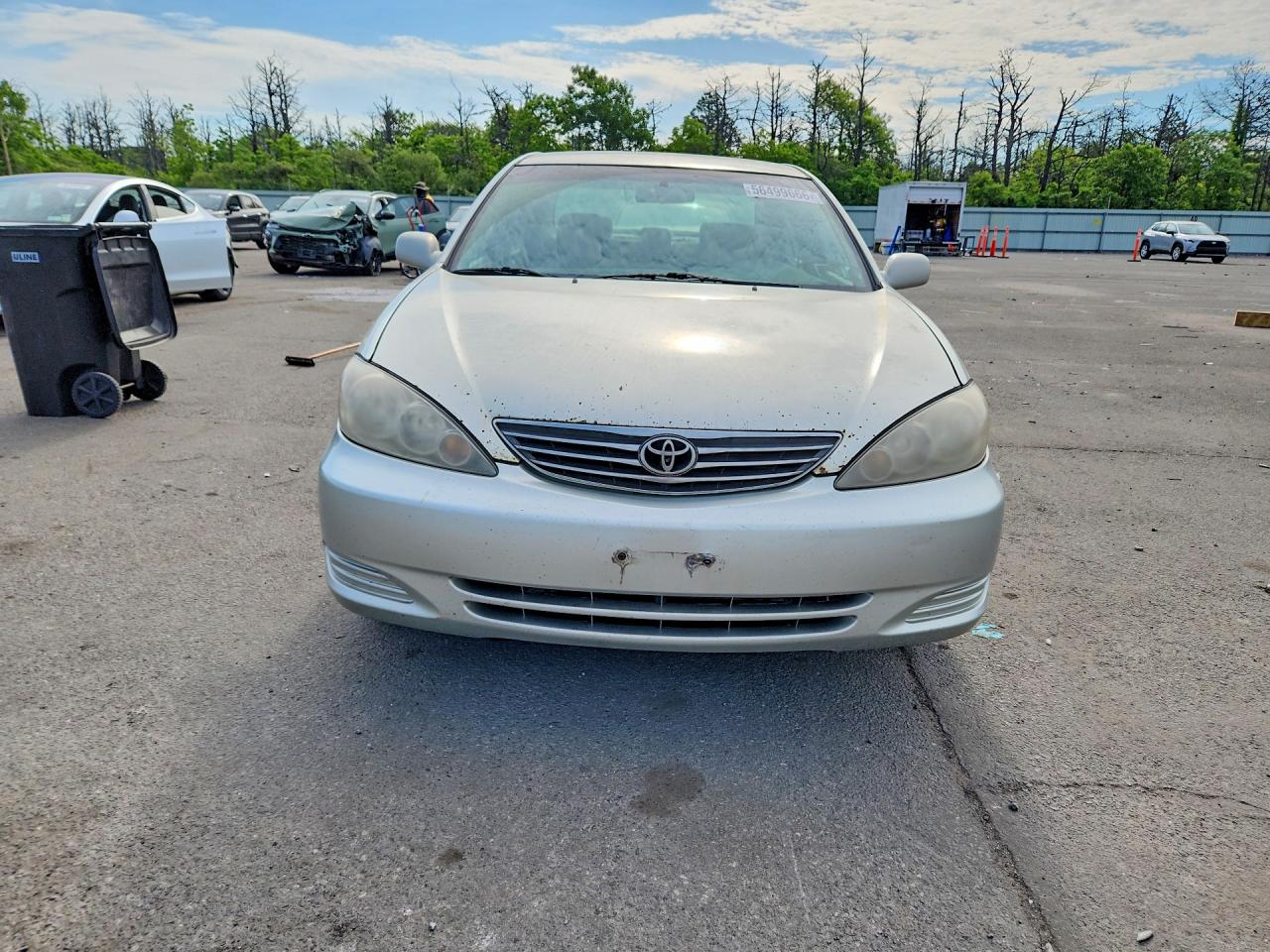 2005 Toyt Camry Silver vin: 4T1BE32K55U632806