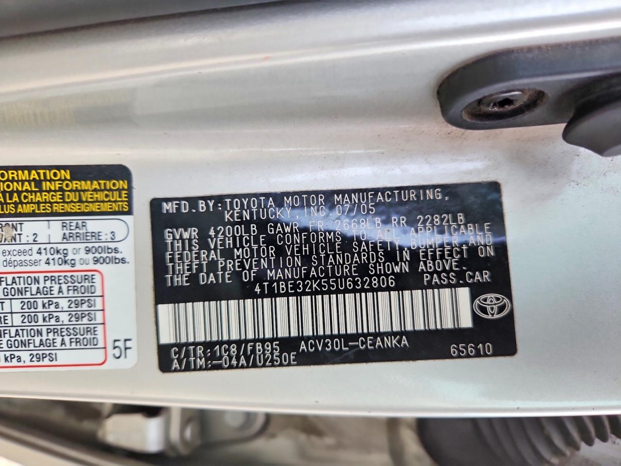 2005 Toyt Camry Silver vin: 4T1BE32K55U632806