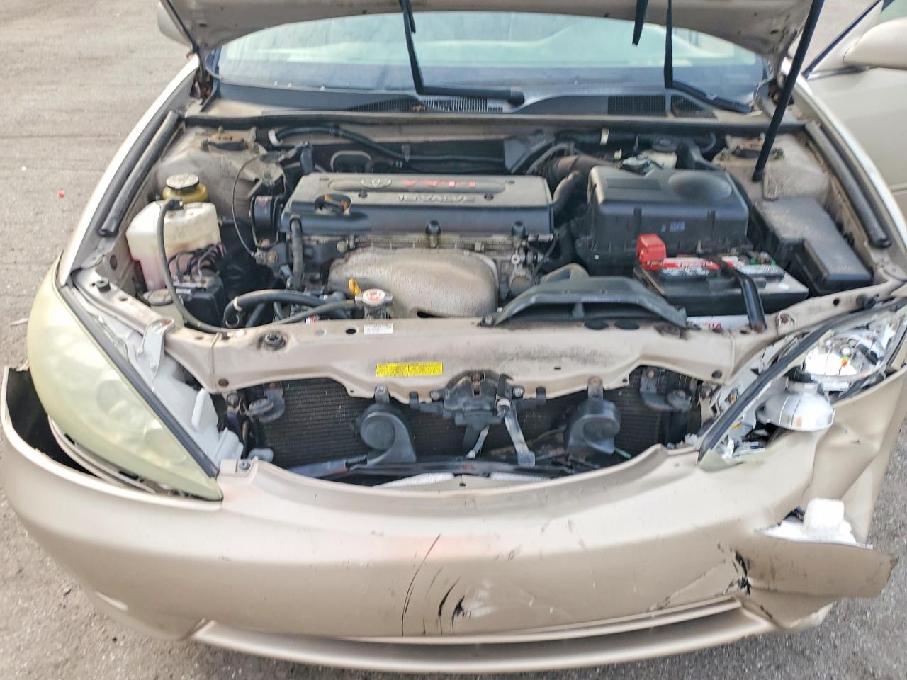 2005 Toyota Camry Le Tan vin: 4T1BE32K55U941952