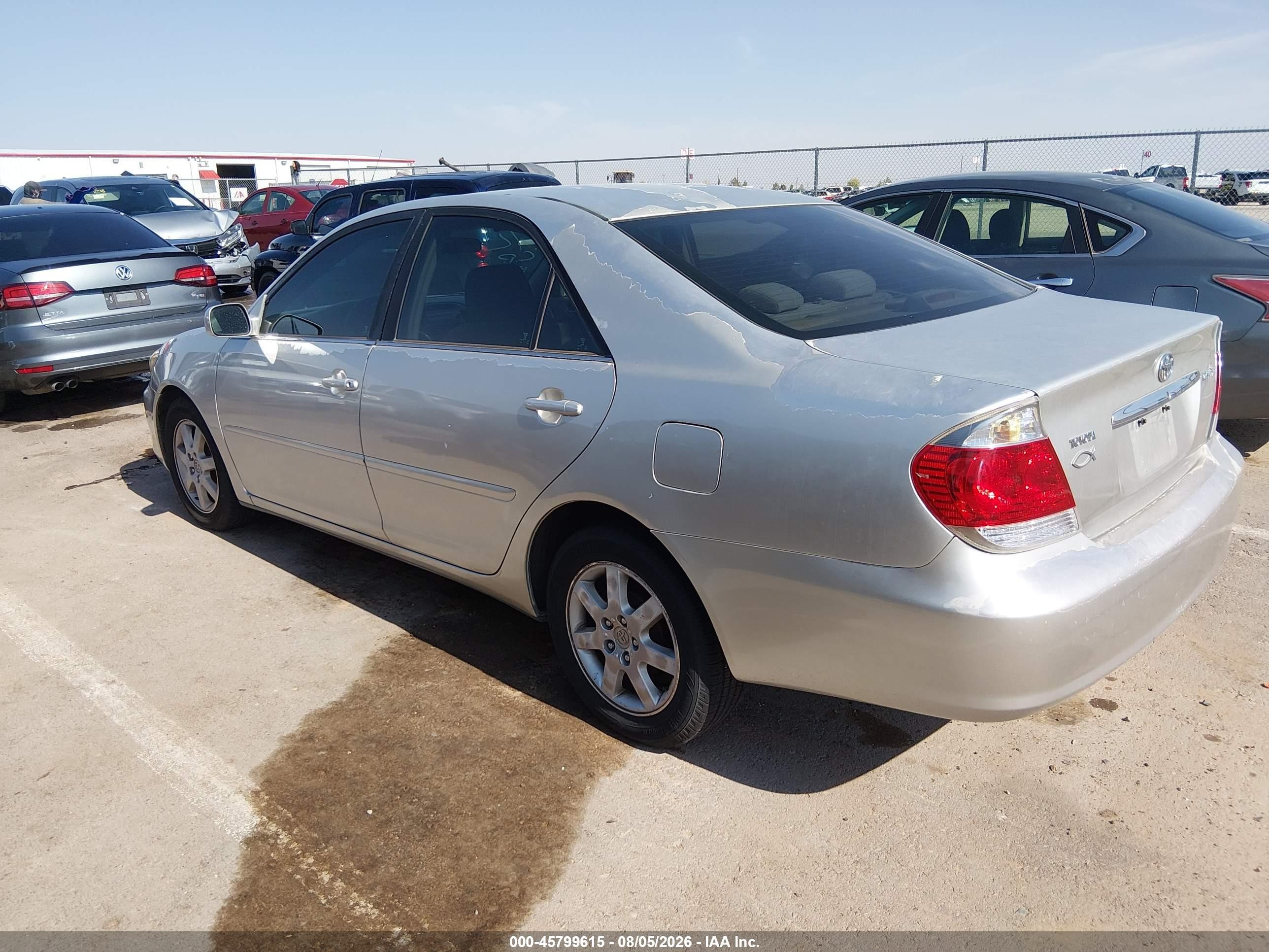 2005 Toyota Camry Le Серебряный vin: 4T1BE32K55U949064