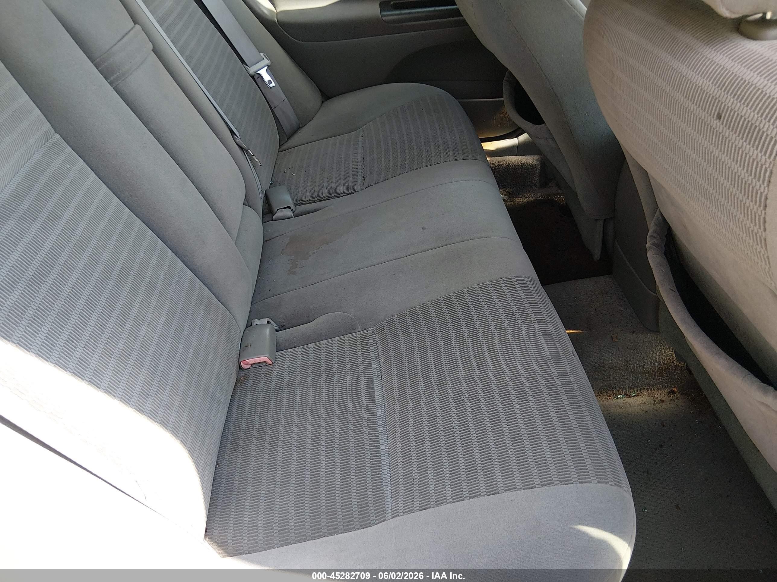 2005 Toyota Camry Le Gray vin: 4T1BE32K55U992416