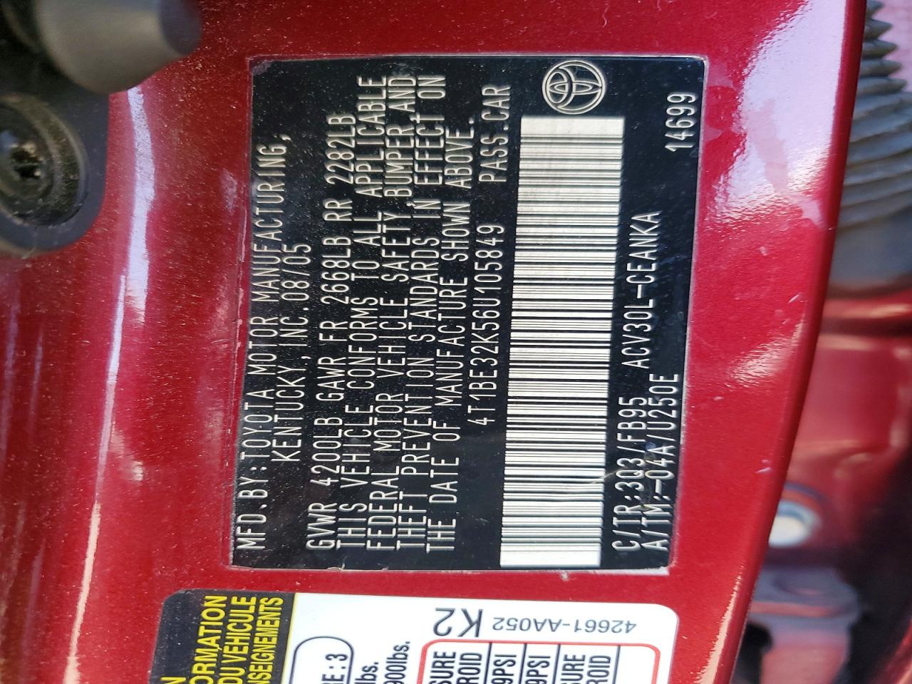 2006 Toyota Camry Le Red vin: 4T1BE32K56U105849