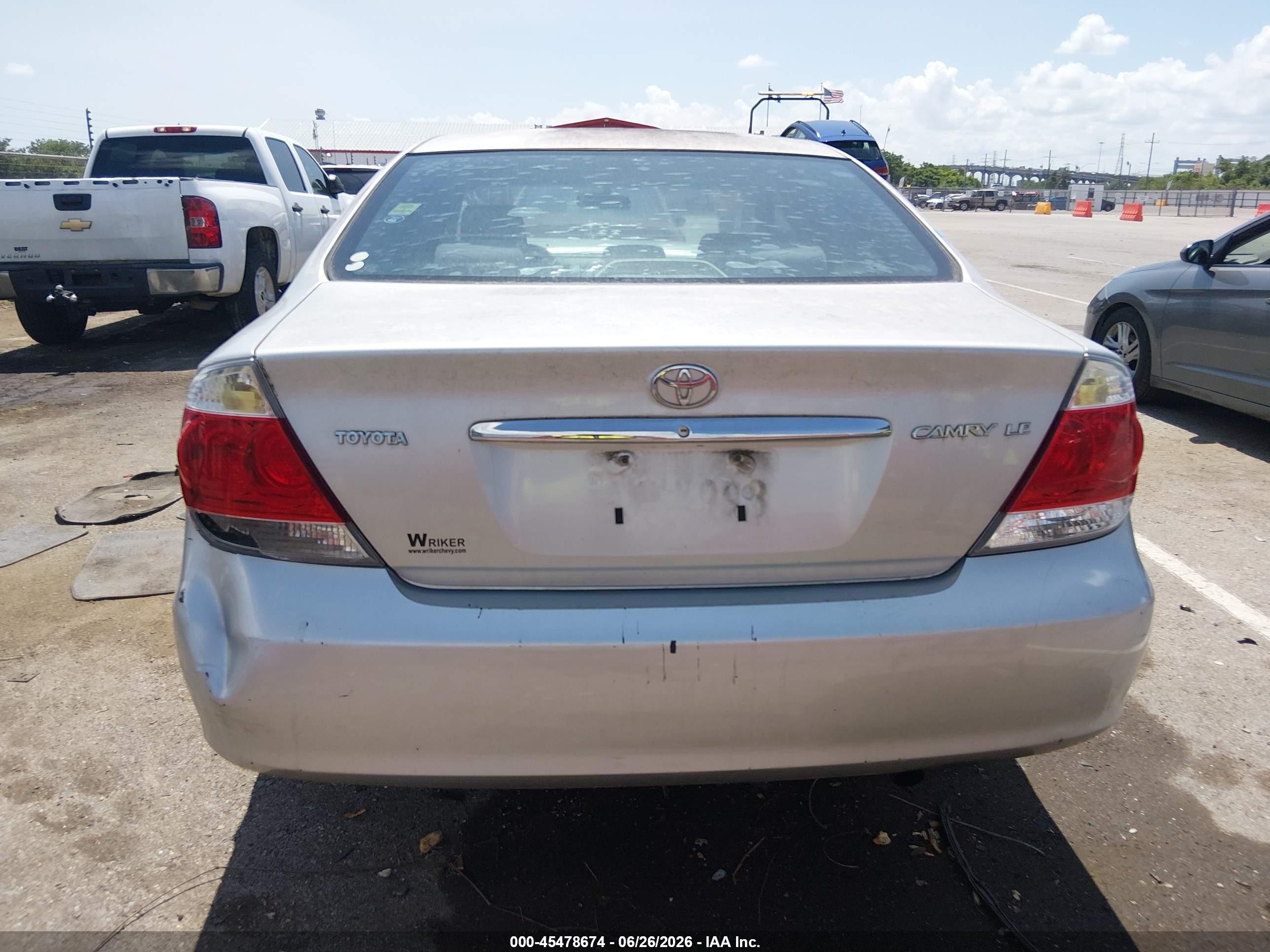 2006 Toyota Camry Le Silver vin: 4T1BE32K56U114101