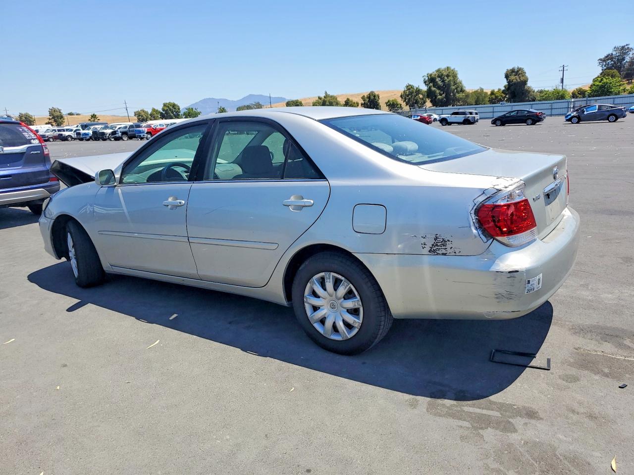 2006 Toyota Camry Le Silver vin: 4T1BE32K56U119072