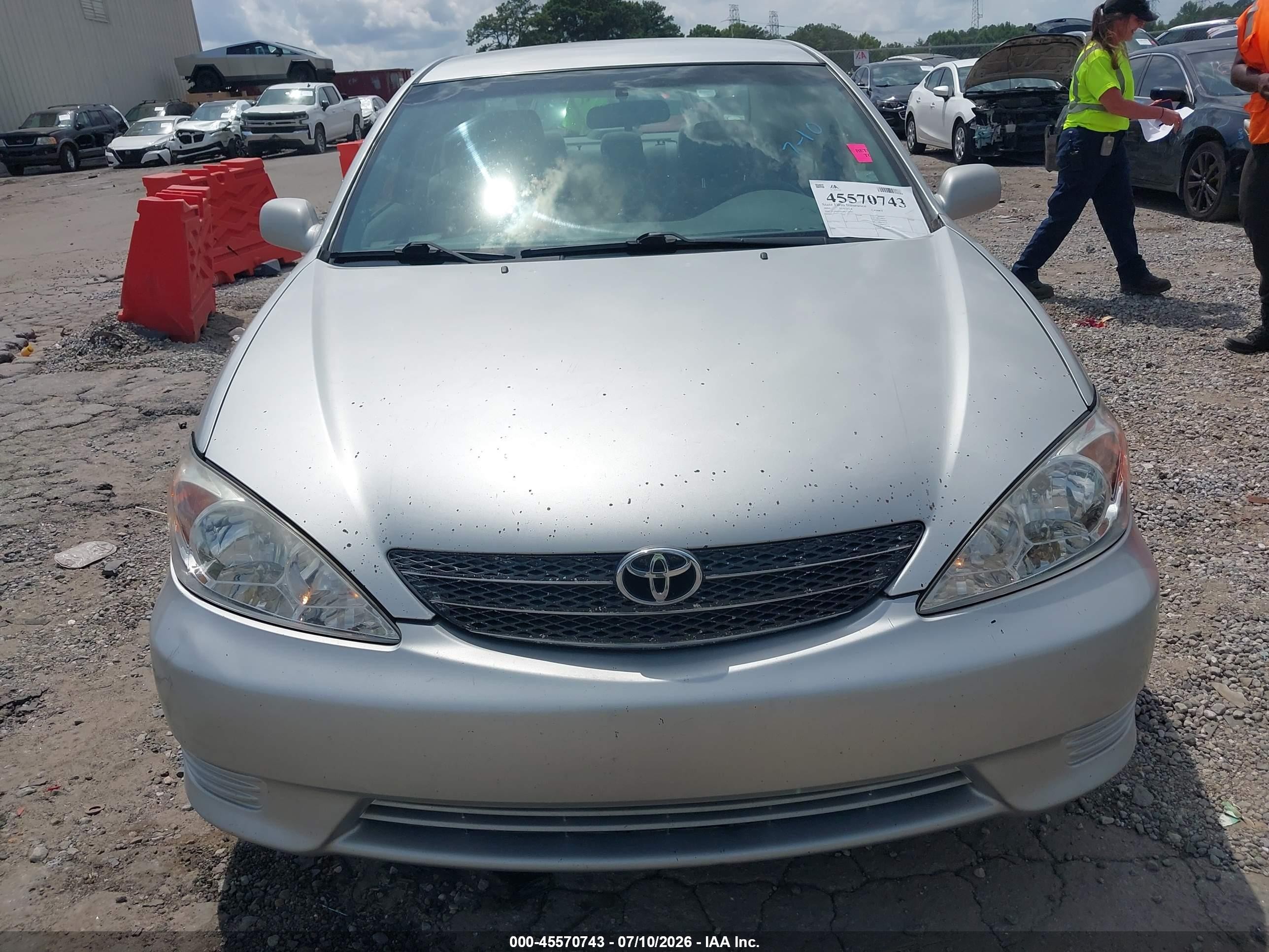2006 Toyota Camry Le Silver vin: 4T1BE32K56U125101