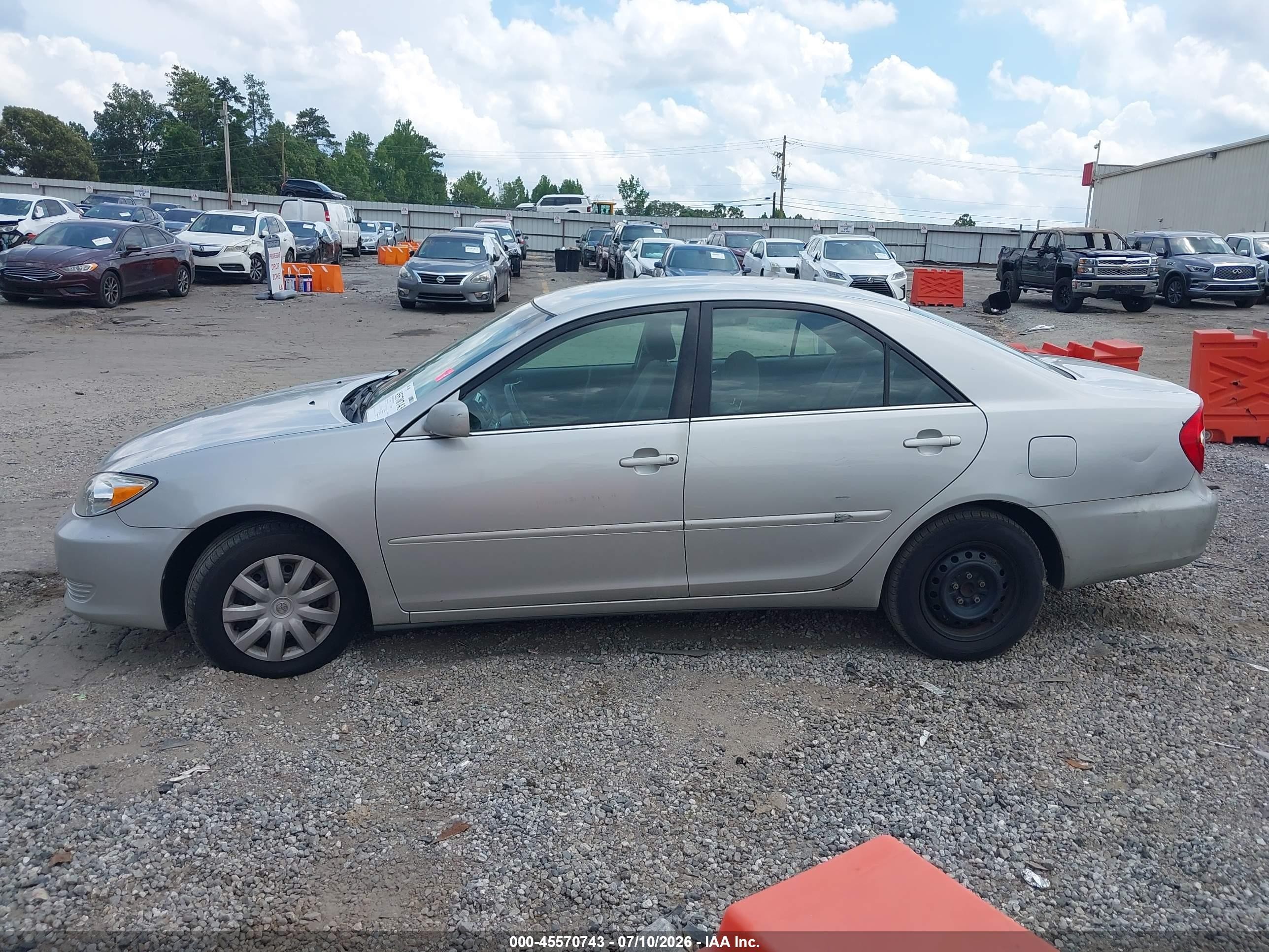 2006 Toyota Camry Le Silver vin: 4T1BE32K56U125101