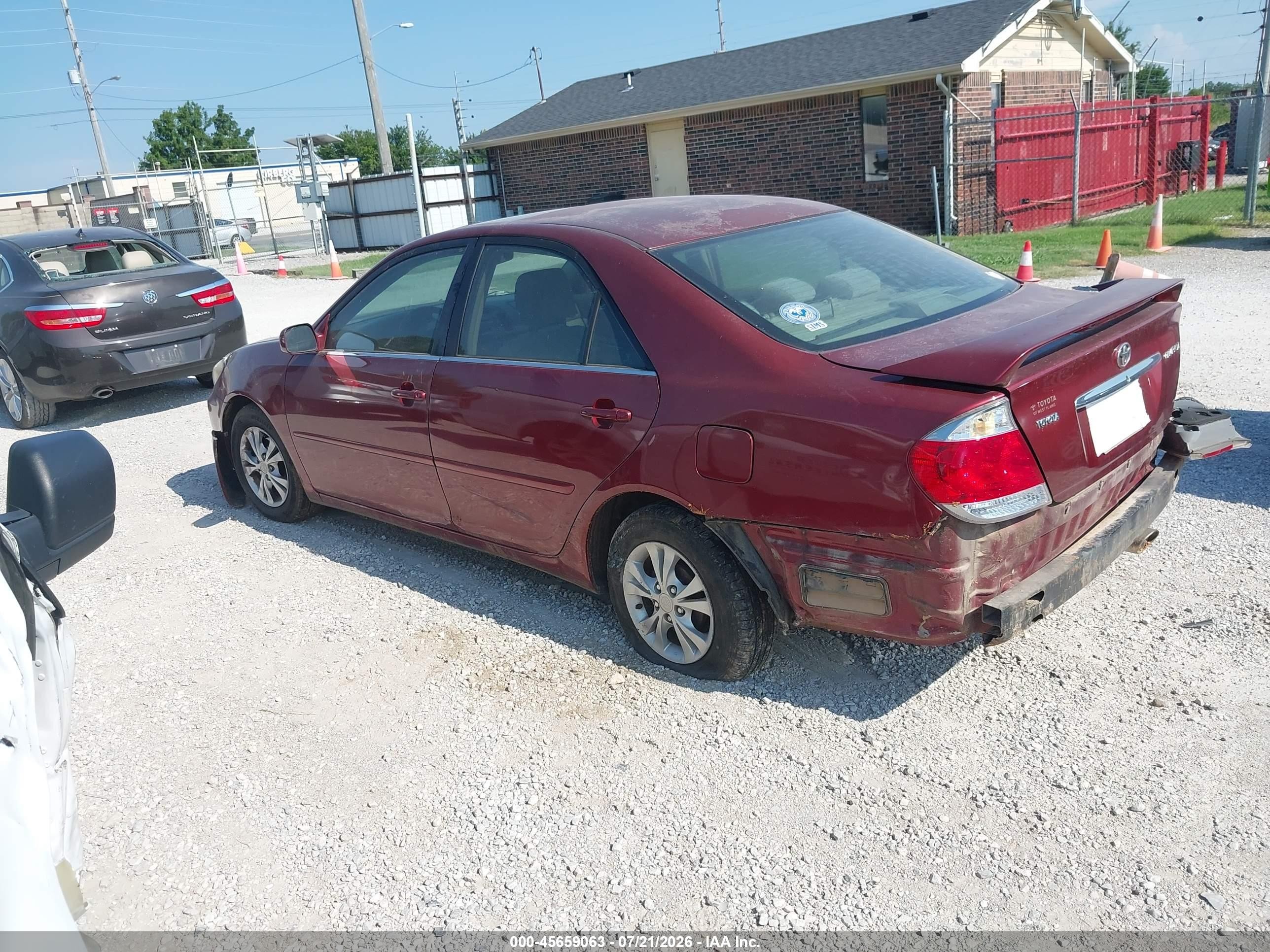 2006 Toyota Camry Le Maroon vin: 4T1BE32K56U127172