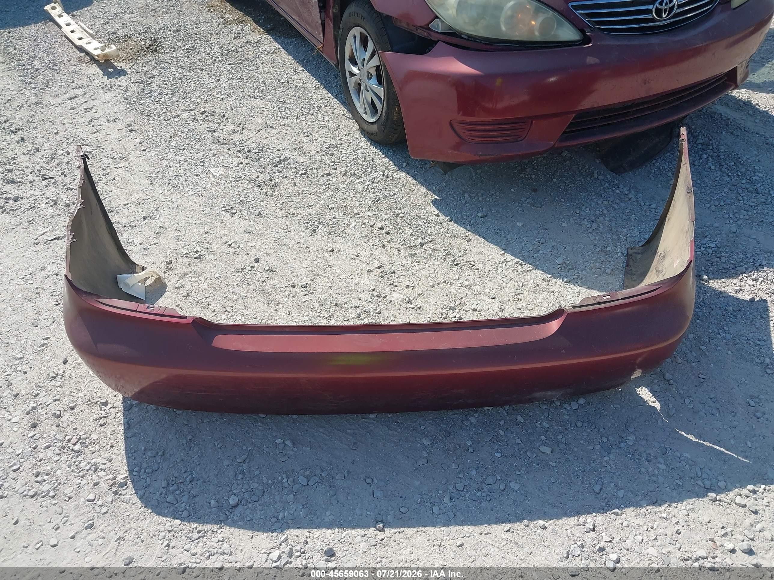2006 Toyota Camry Le Maroon vin: 4T1BE32K56U127172