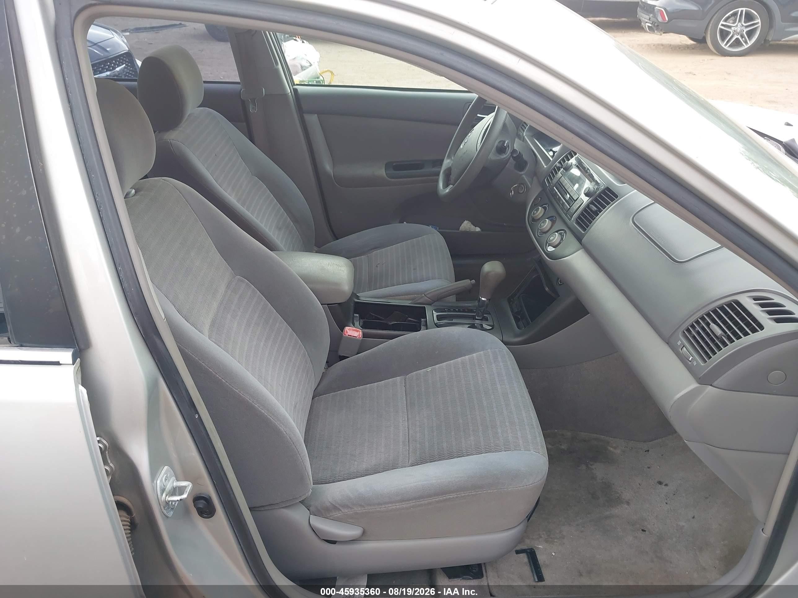 2006 Toyota Camry Le Silver vin: 4T1BE32K56U153948