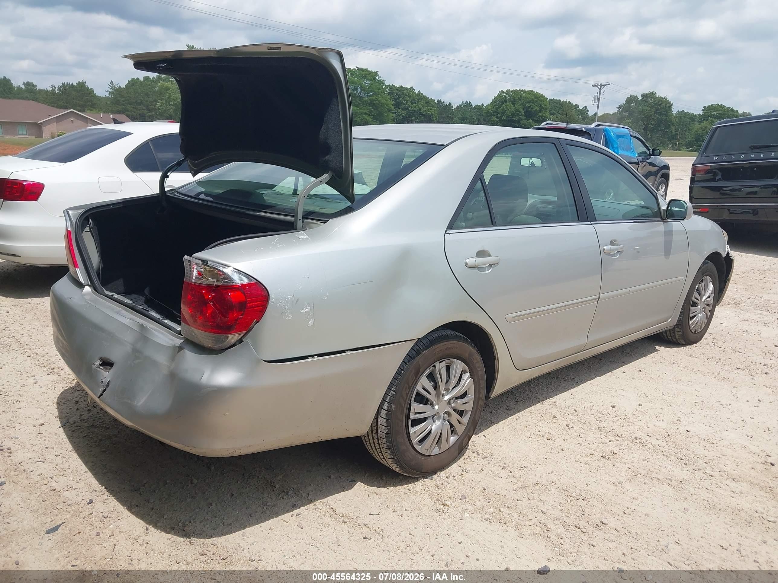2006 Toyota Camry Le Серебряный vin: 4T1BE32K56U157952