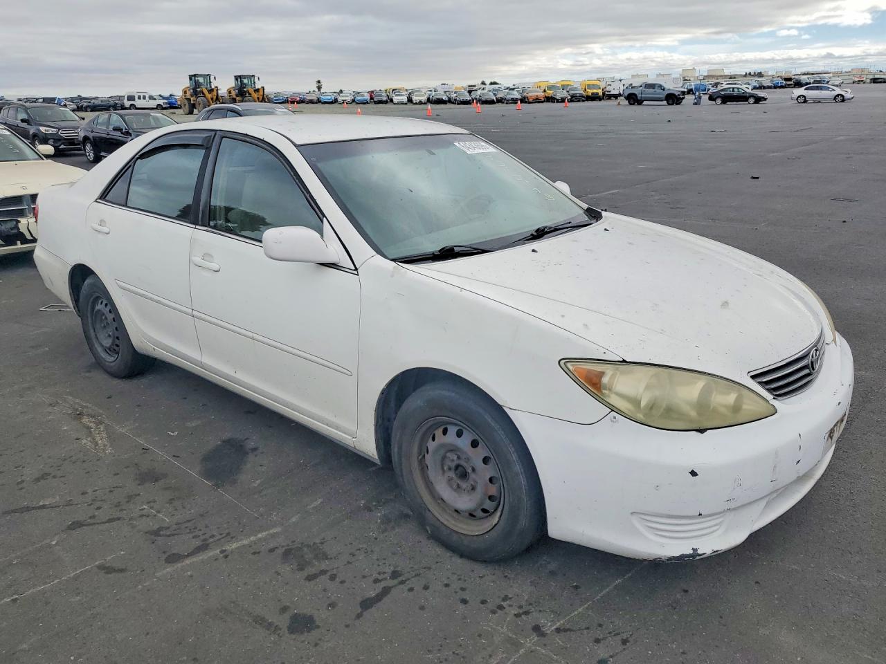 2006 Toyota Camry Le White vin: 4T1BE32K56U657531