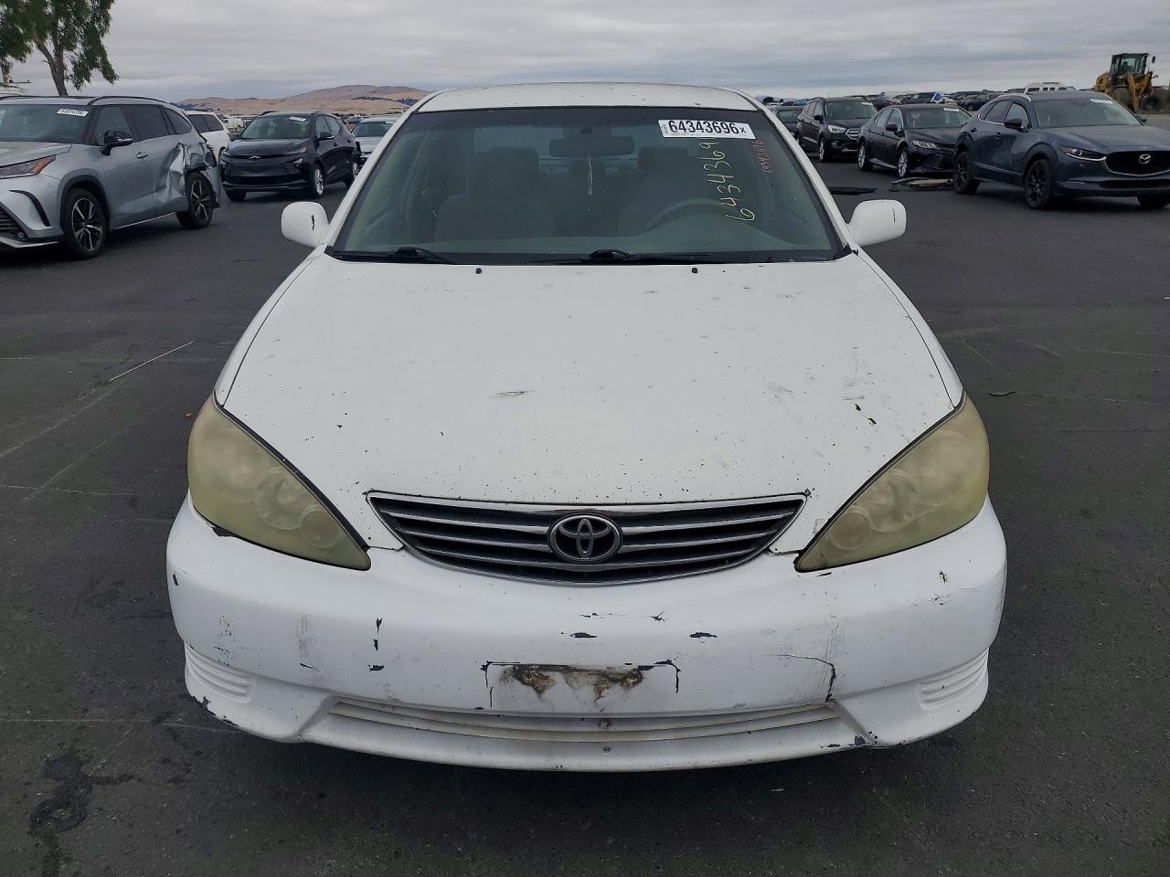 2006 Toyota Camry Le White vin: 4T1BE32K56U657531