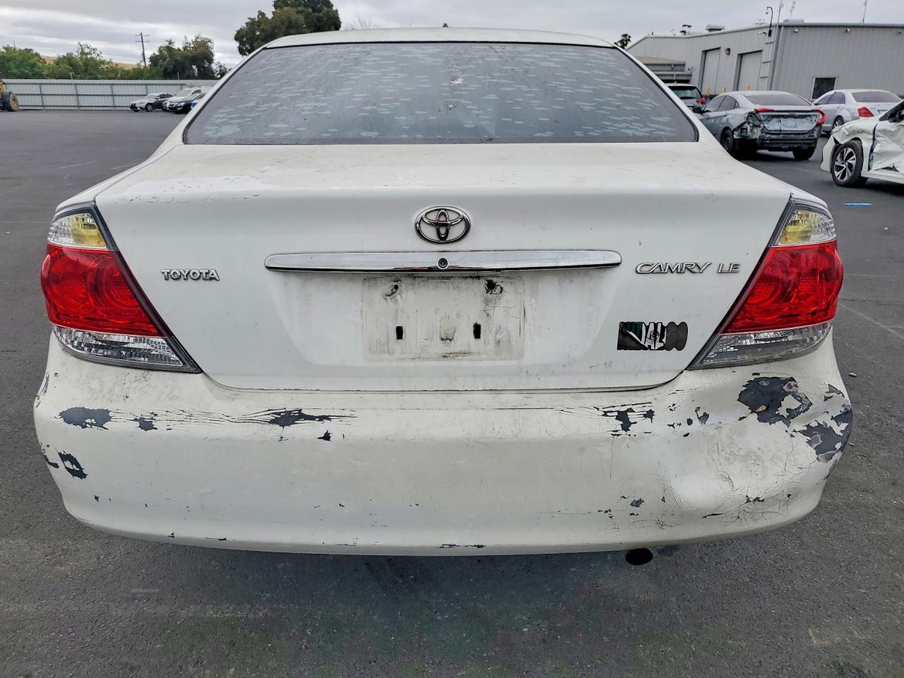 2006 Toyota Camry Le White vin: 4T1BE32K56U657531