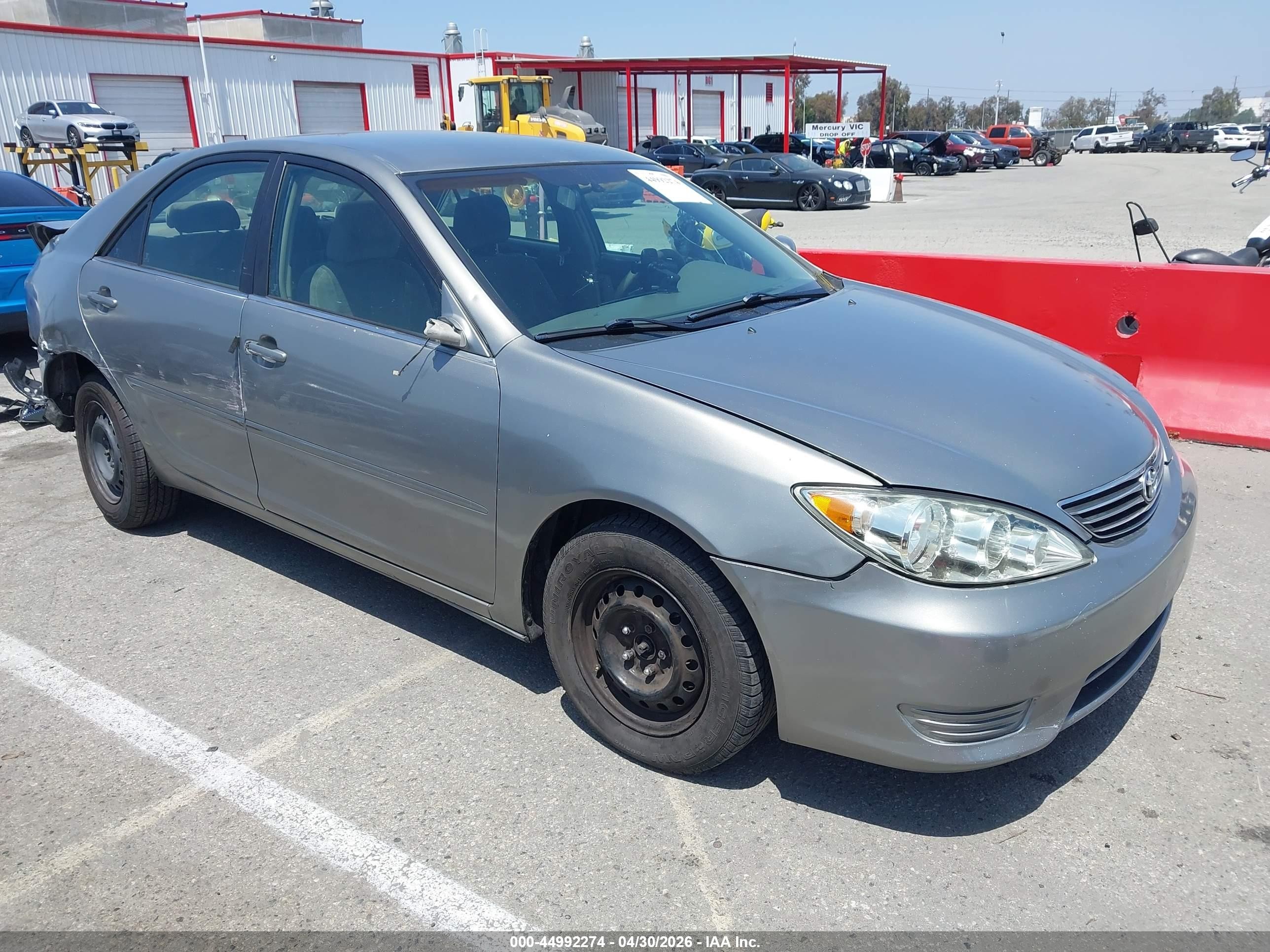 2006 Toyota Camry Le Silver vin: 4T1BE32K56U703228