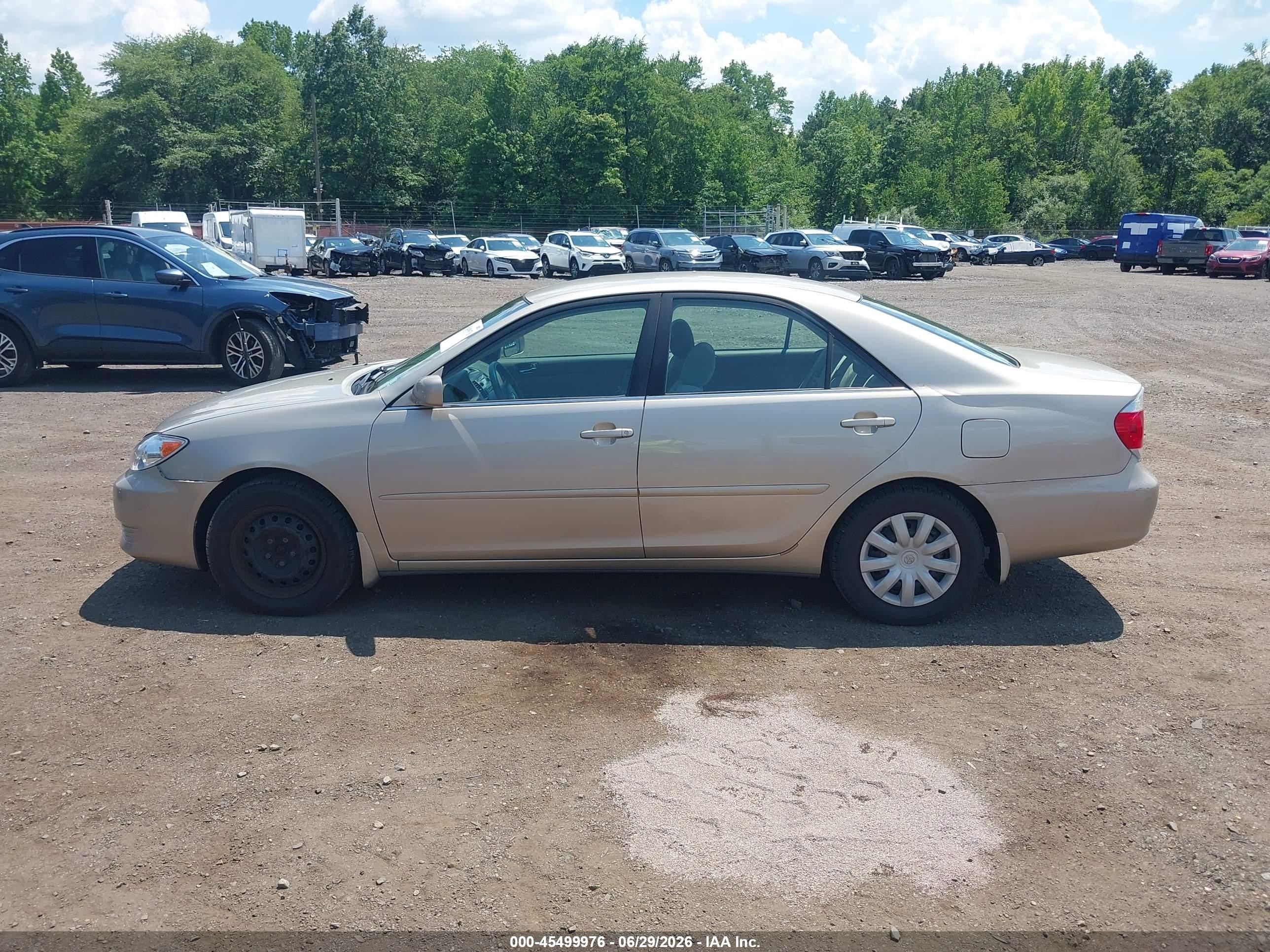 2006 Toyota Camry Le Beige vin: 4T1BE32K56U721096