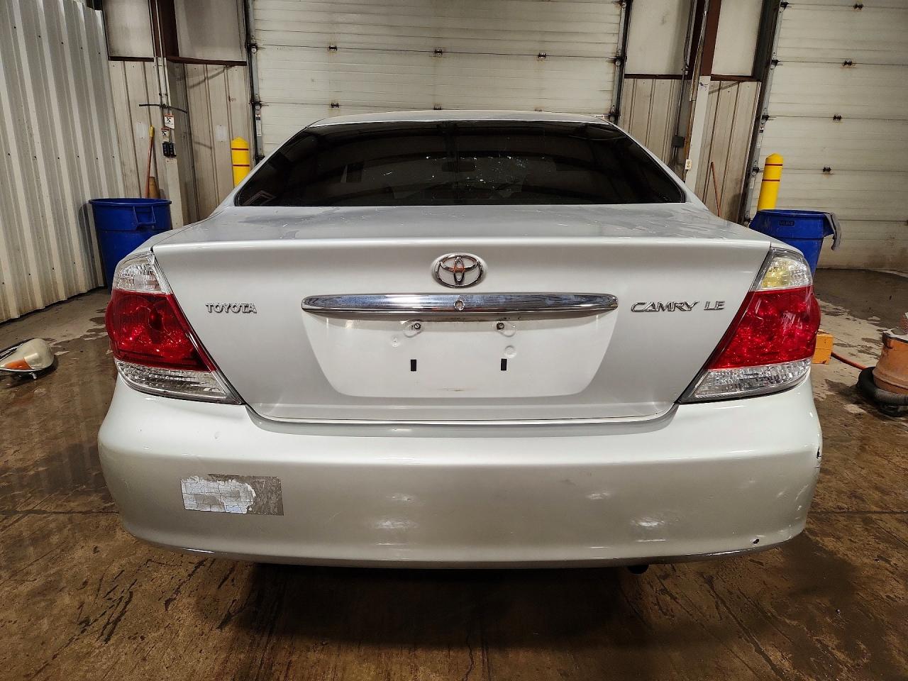 2006 Toyota Camry Le Silver vin: 4T1BE32K56U731966