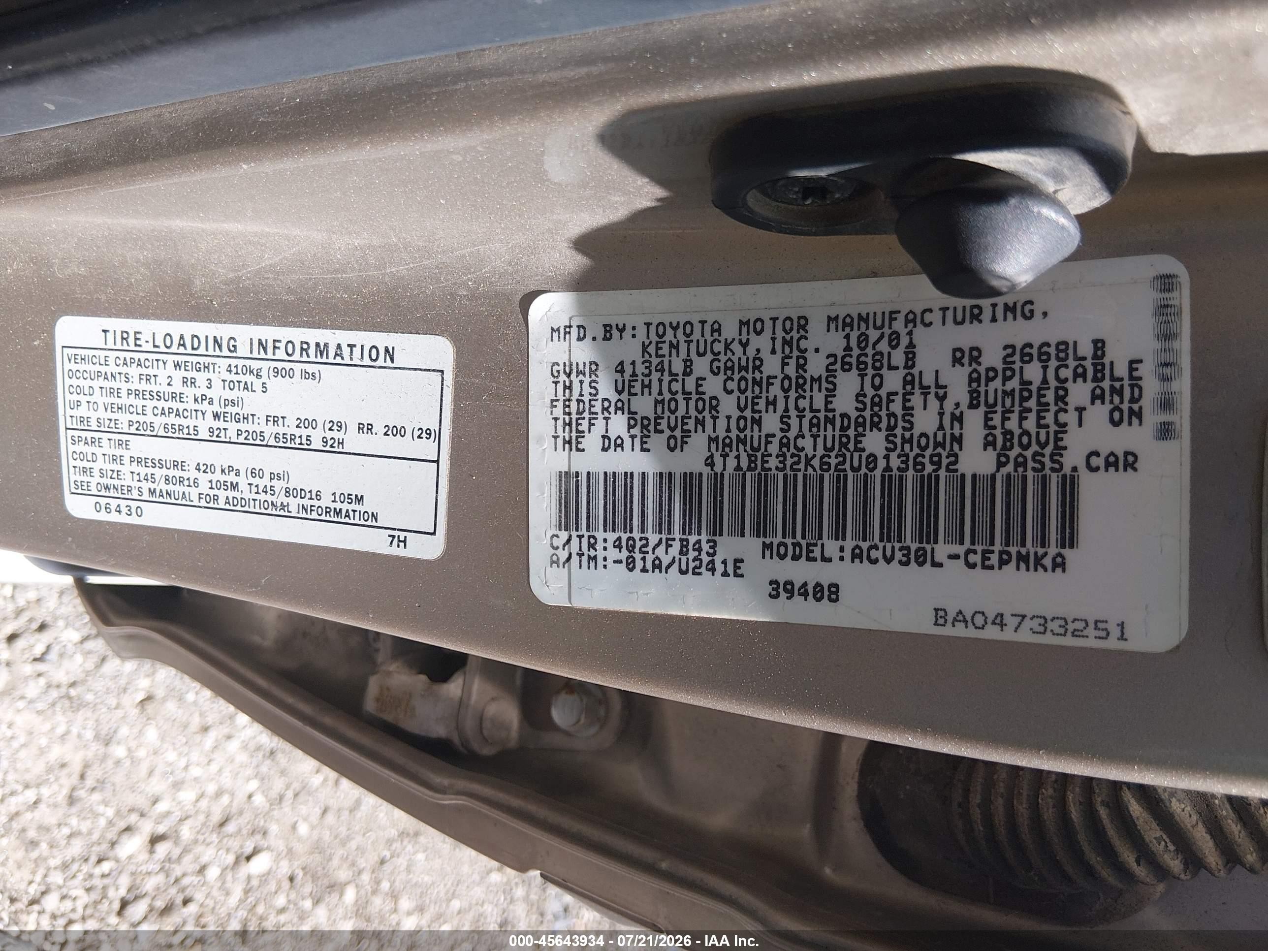 2002 Toyota Camry Le Beige vin: 4T1BE32K62U013692