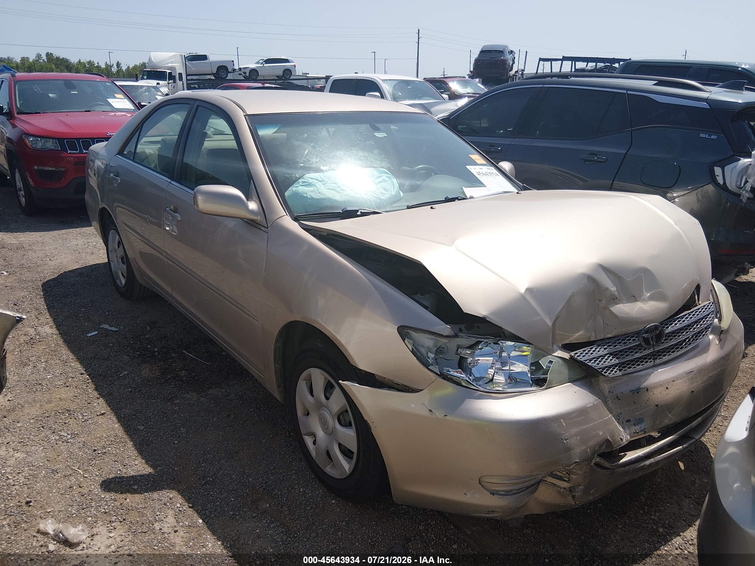 2002 Toyota Camry Le Beige vin: 4T1BE32K62U013692