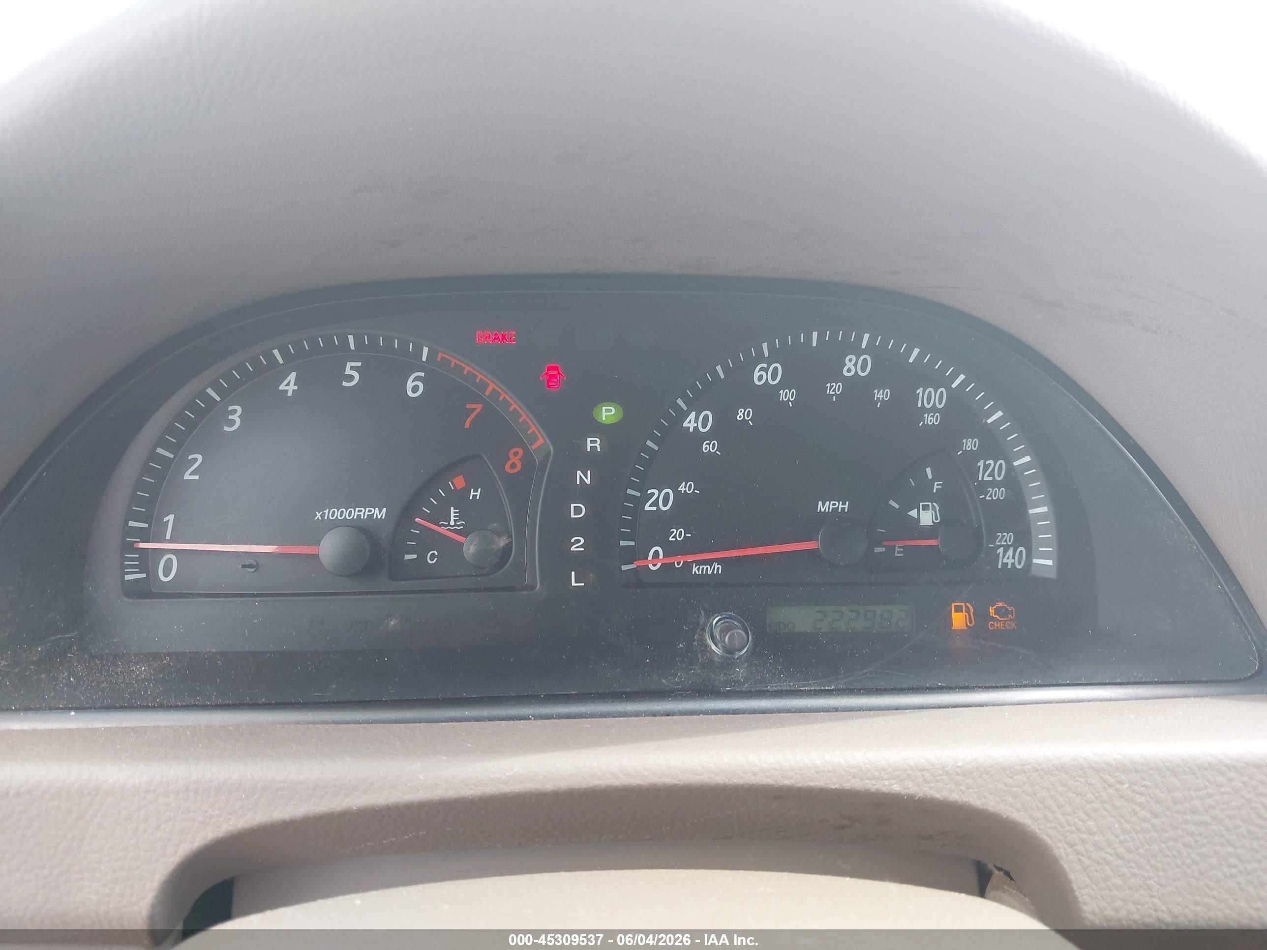 2002 Toyota Camry Le Brown vin: 4T1BE32K62U046983