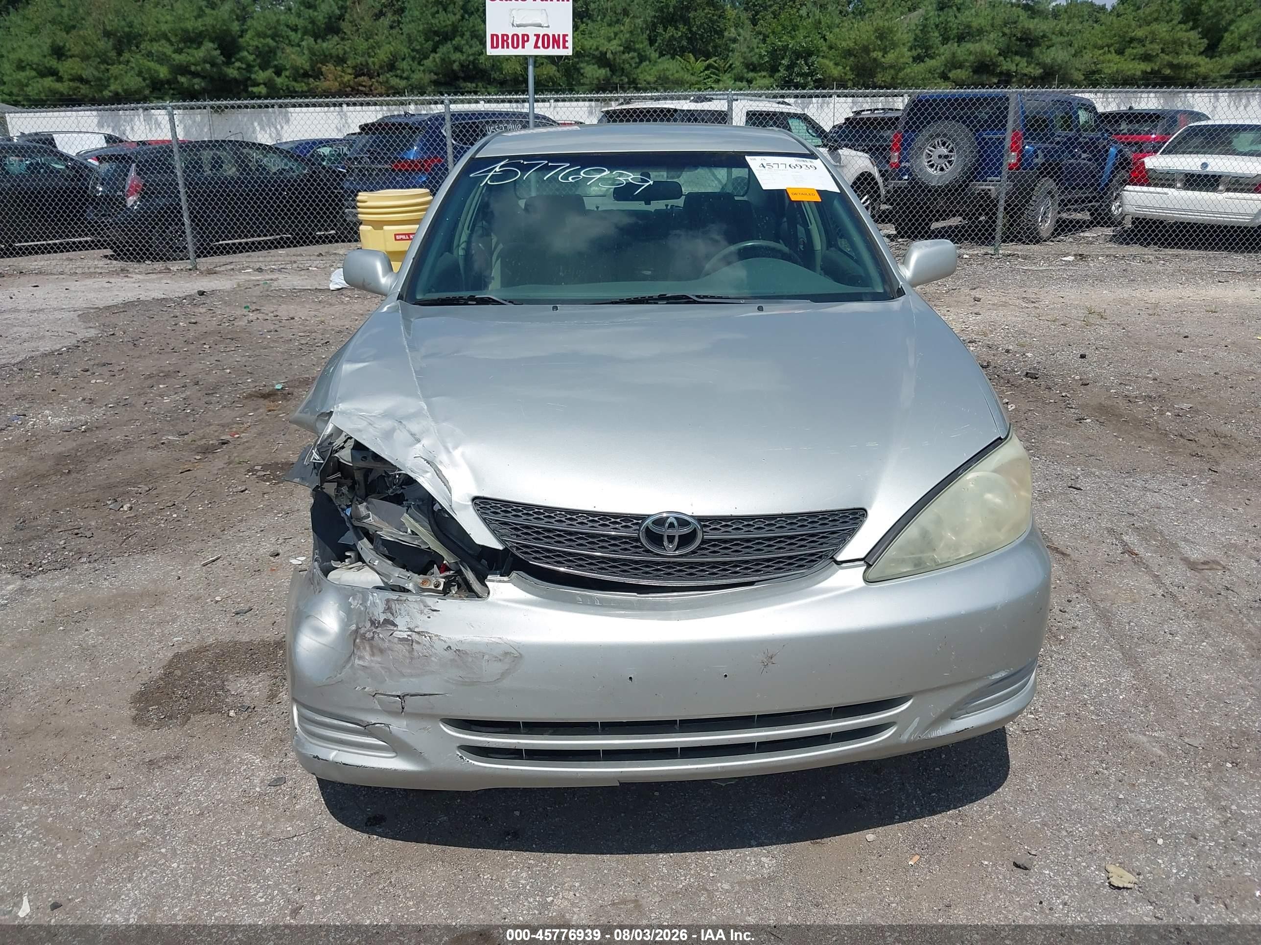 2002 Toyota Camry Le Silver vin: 4T1BE32K62U071673
