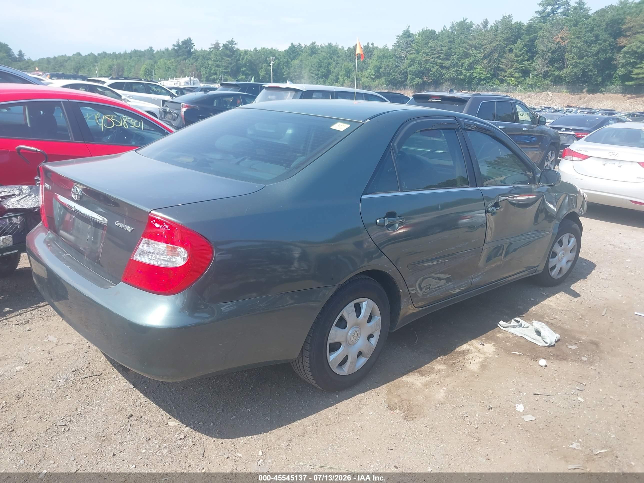 2002 Toyota Camry Le Green vin: 4T1BE32K62U504473