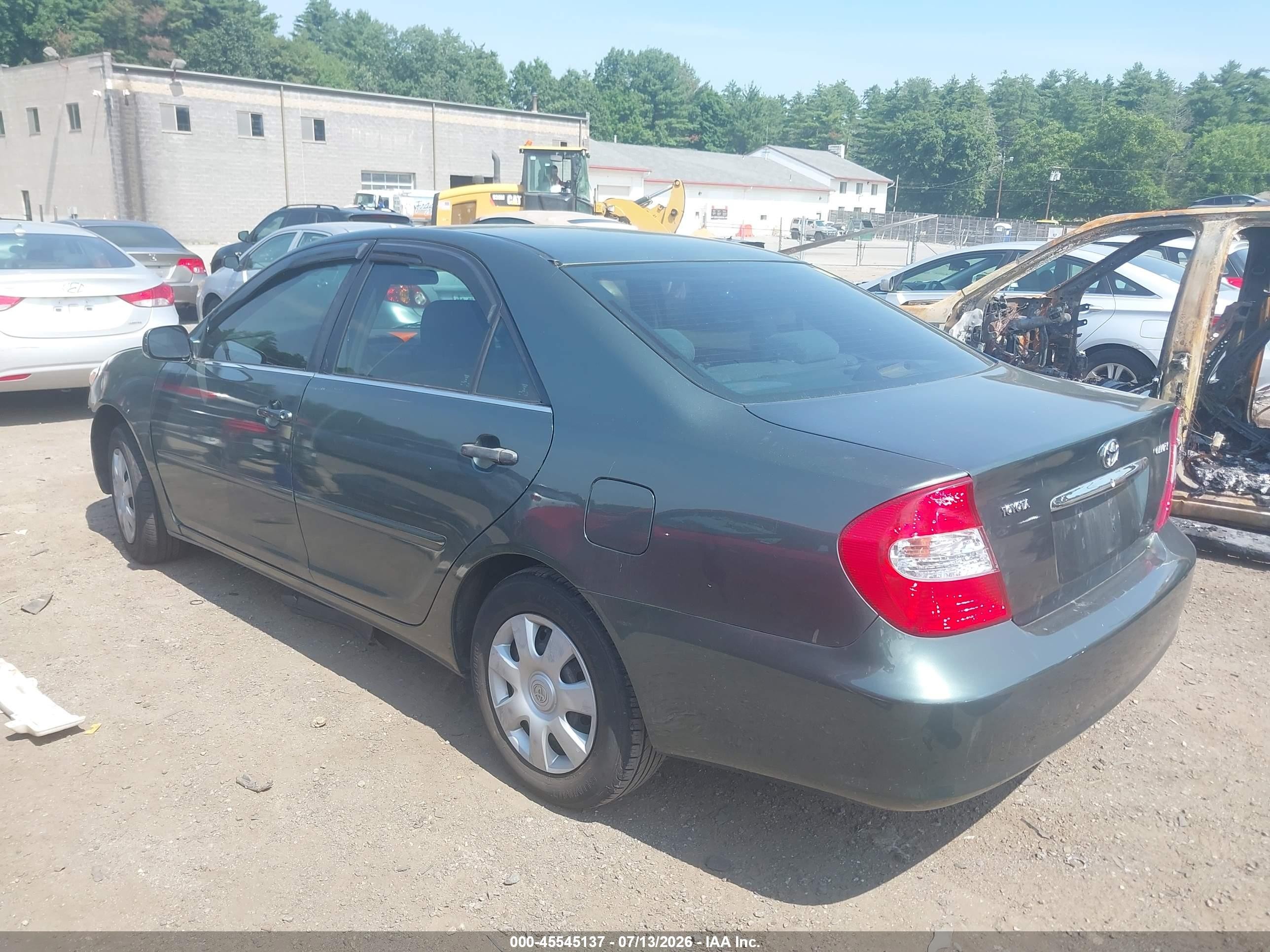 2002 Toyota Camry Le Green vin: 4T1BE32K62U504473
