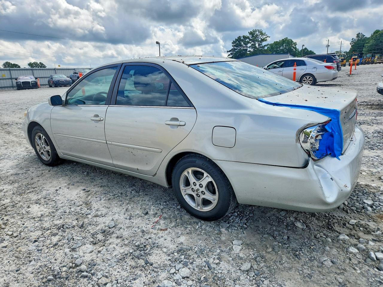 2002 Toyota Camry Le Silver vin: 4T1BE32K62U533858