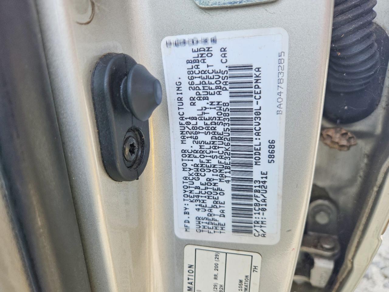 2002 Toyota Camry Le Silver vin: 4T1BE32K62U533858