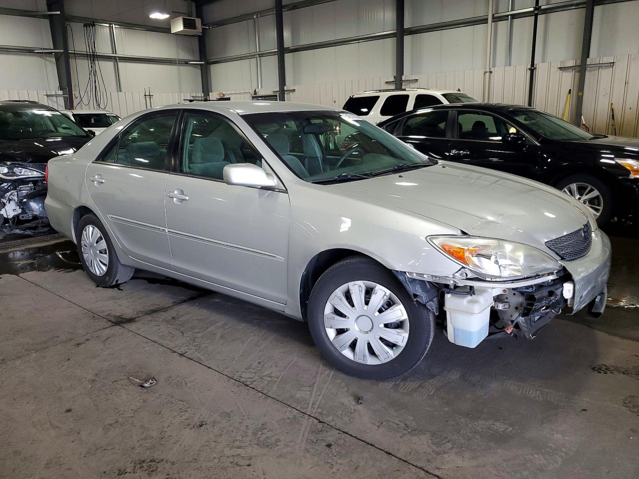 2002 Toyota Camry Xle Серебряный vin: 4T1BE32K62U536971