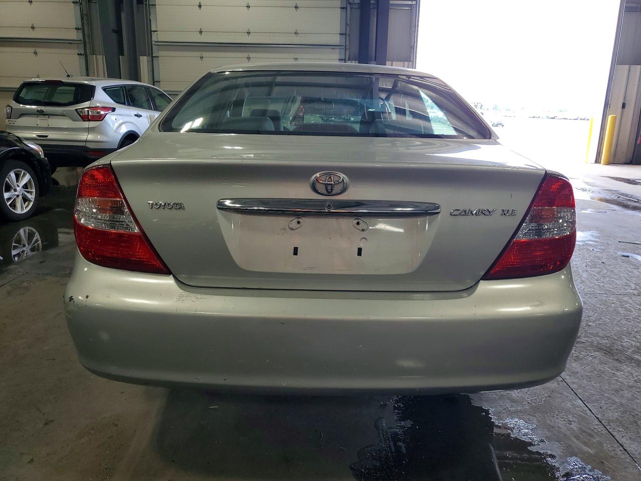 2002 Toyota Camry Xle Серебряный vin: 4T1BE32K62U536971