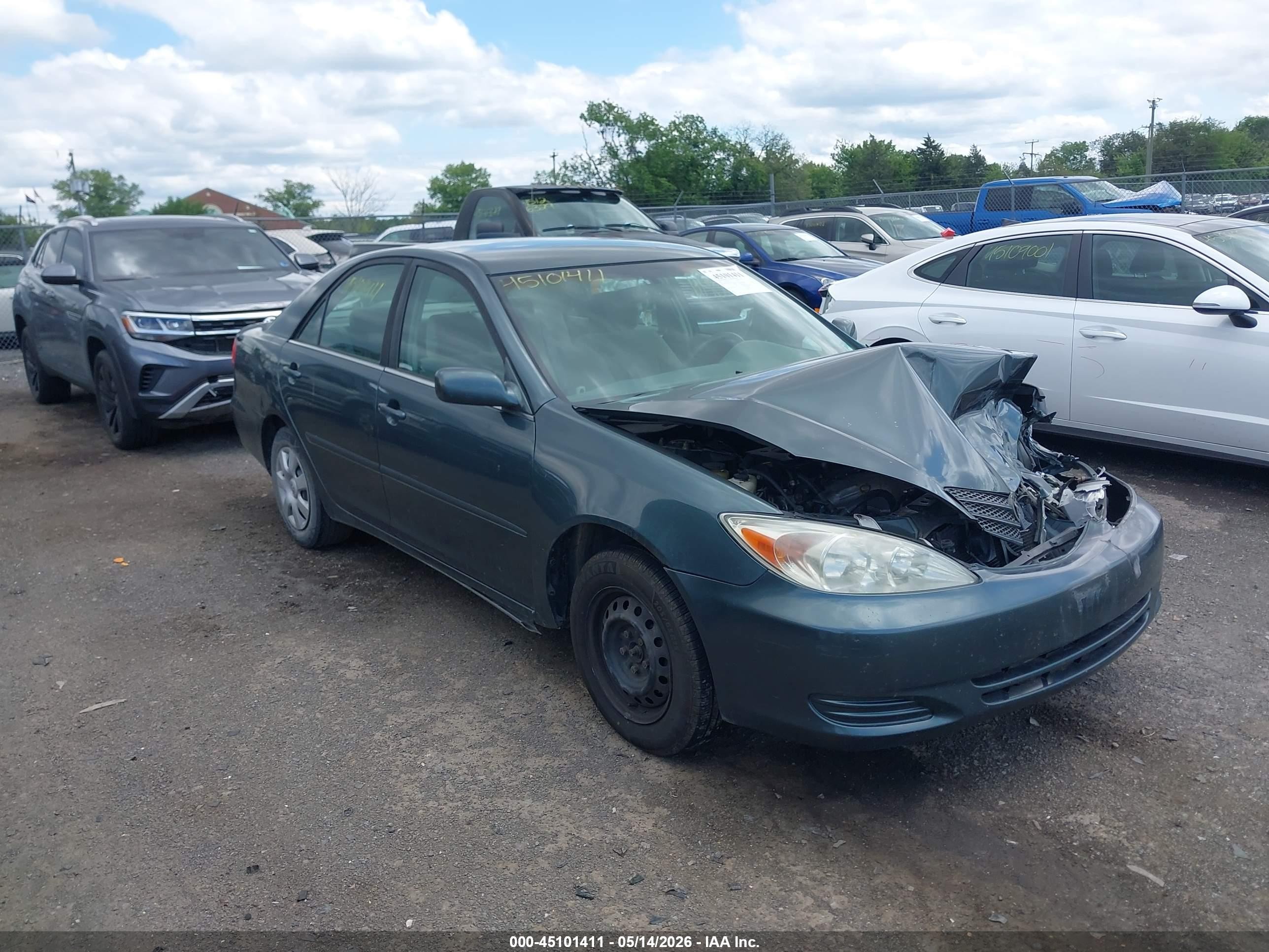 2002 Toyota Camry Le Бирюзовый vin: 4T1BE32K62U559425
