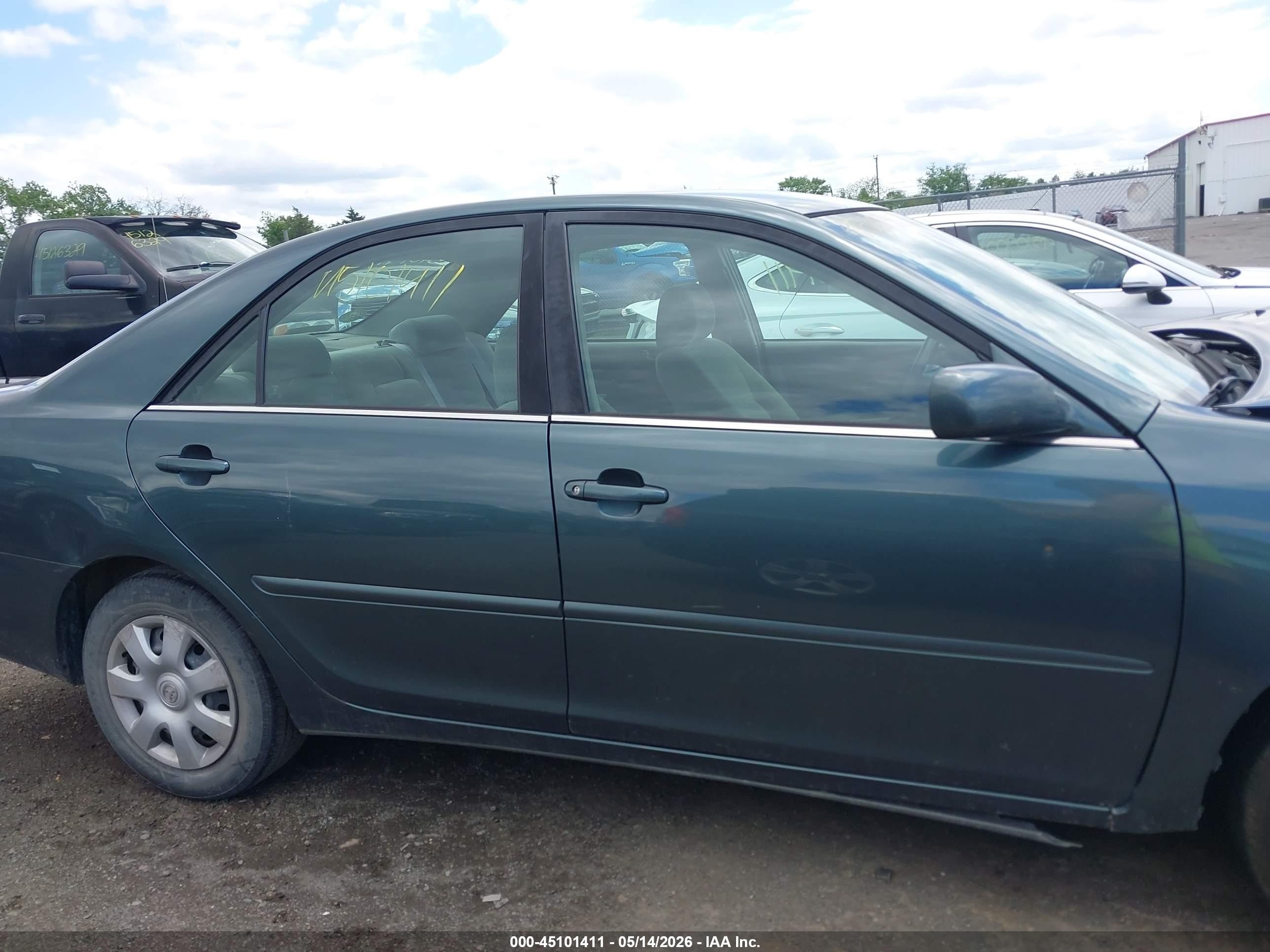 2002 Toyota Camry Le Бирюзовый vin: 4T1BE32K62U559425