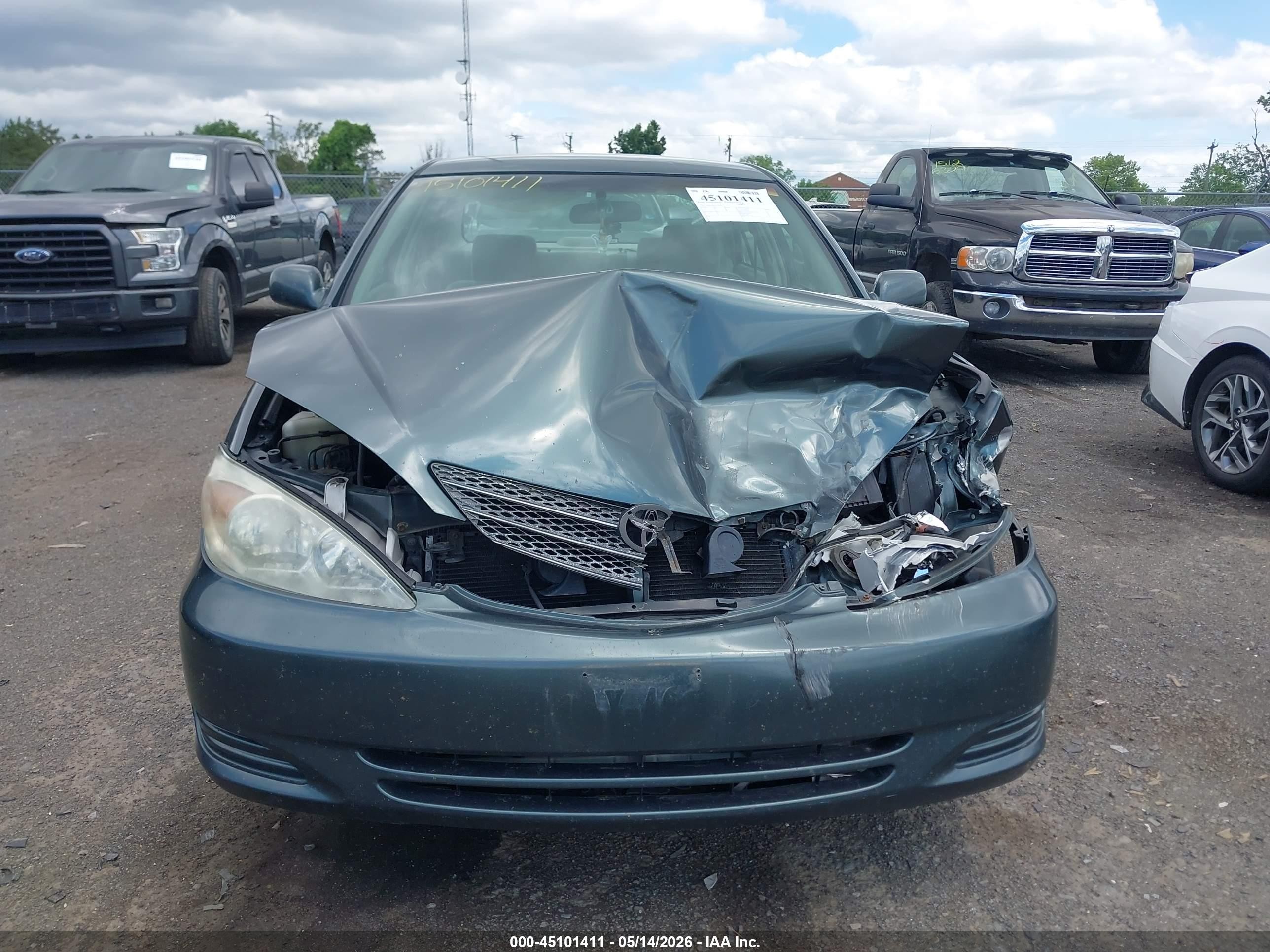 2002 Toyota Camry Le Бирюзовый vin: 4T1BE32K62U559425