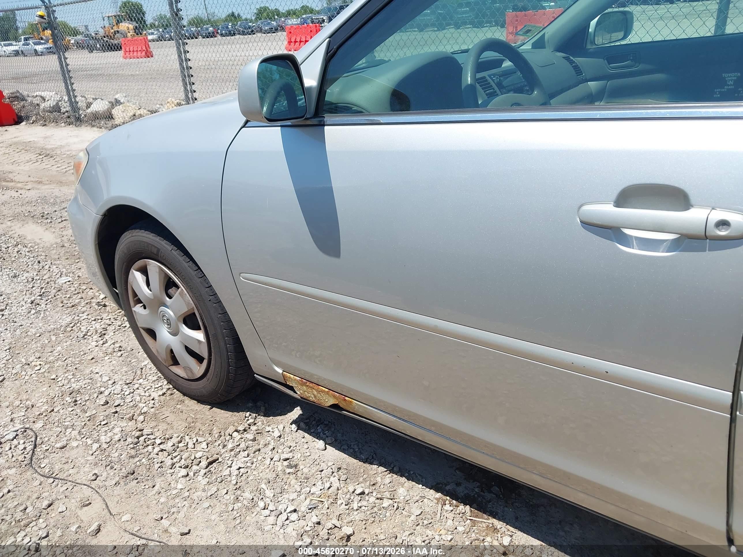 2002 Toyota Camry Le Silver vin: 4T1BE32K62U560526