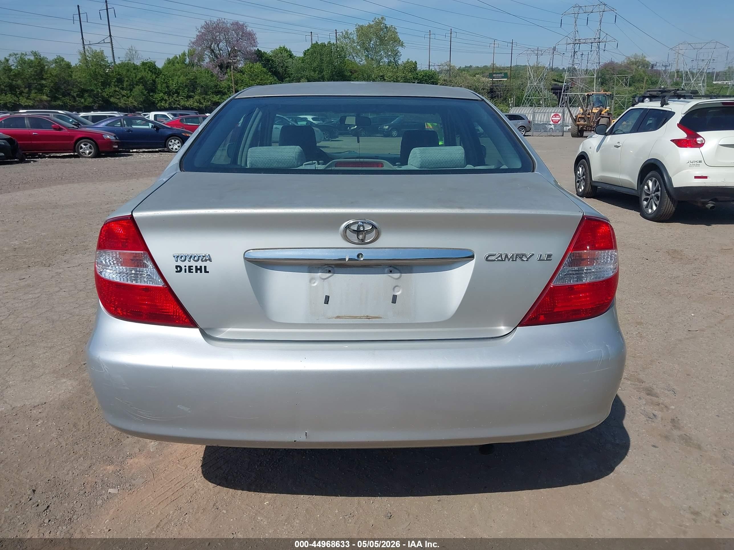 2002 Toyota Camry Le Silver vin: 4T1BE32K62U599178