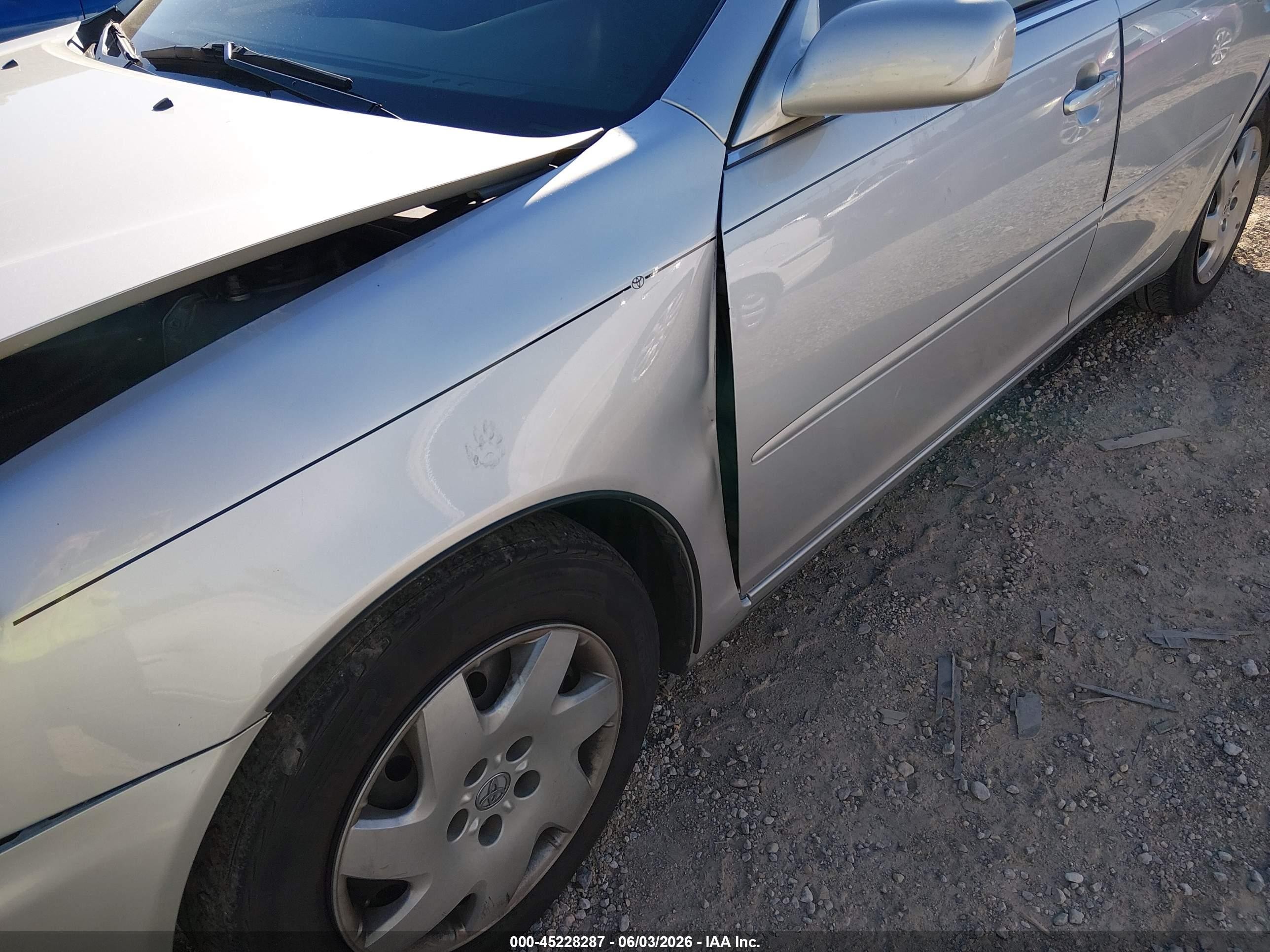 2002 Toyota Camry Se Silver vin: 4T1BE32K62U607103