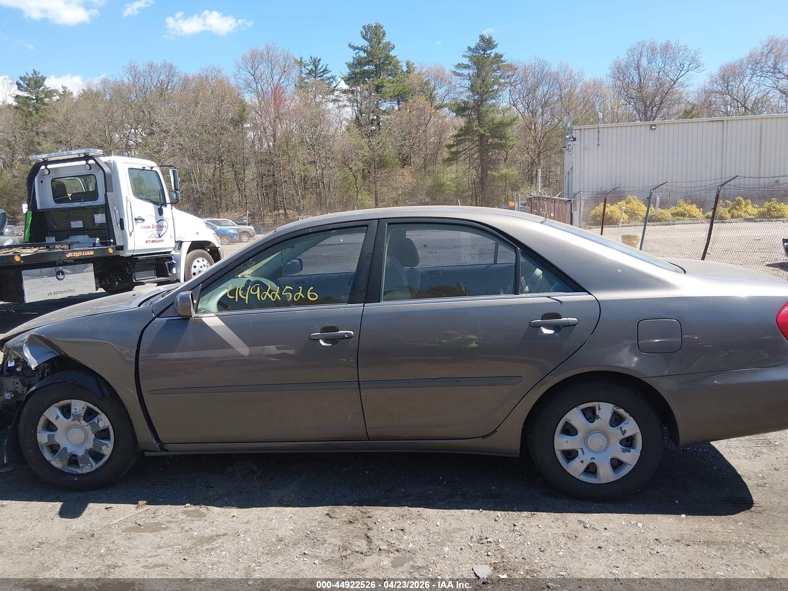 2002 Toyota Camry Le Серый vin: 4T1BE32K62U641073