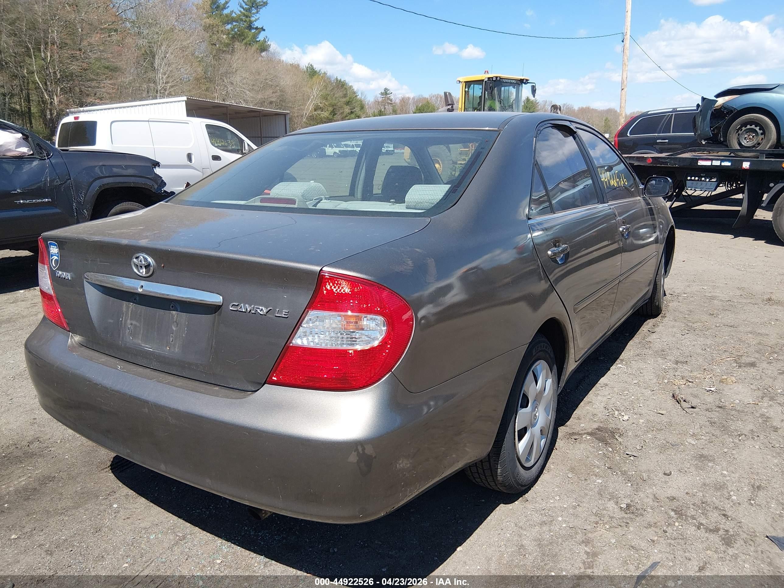 2002 Toyota Camry Le Серый vin: 4T1BE32K62U641073
