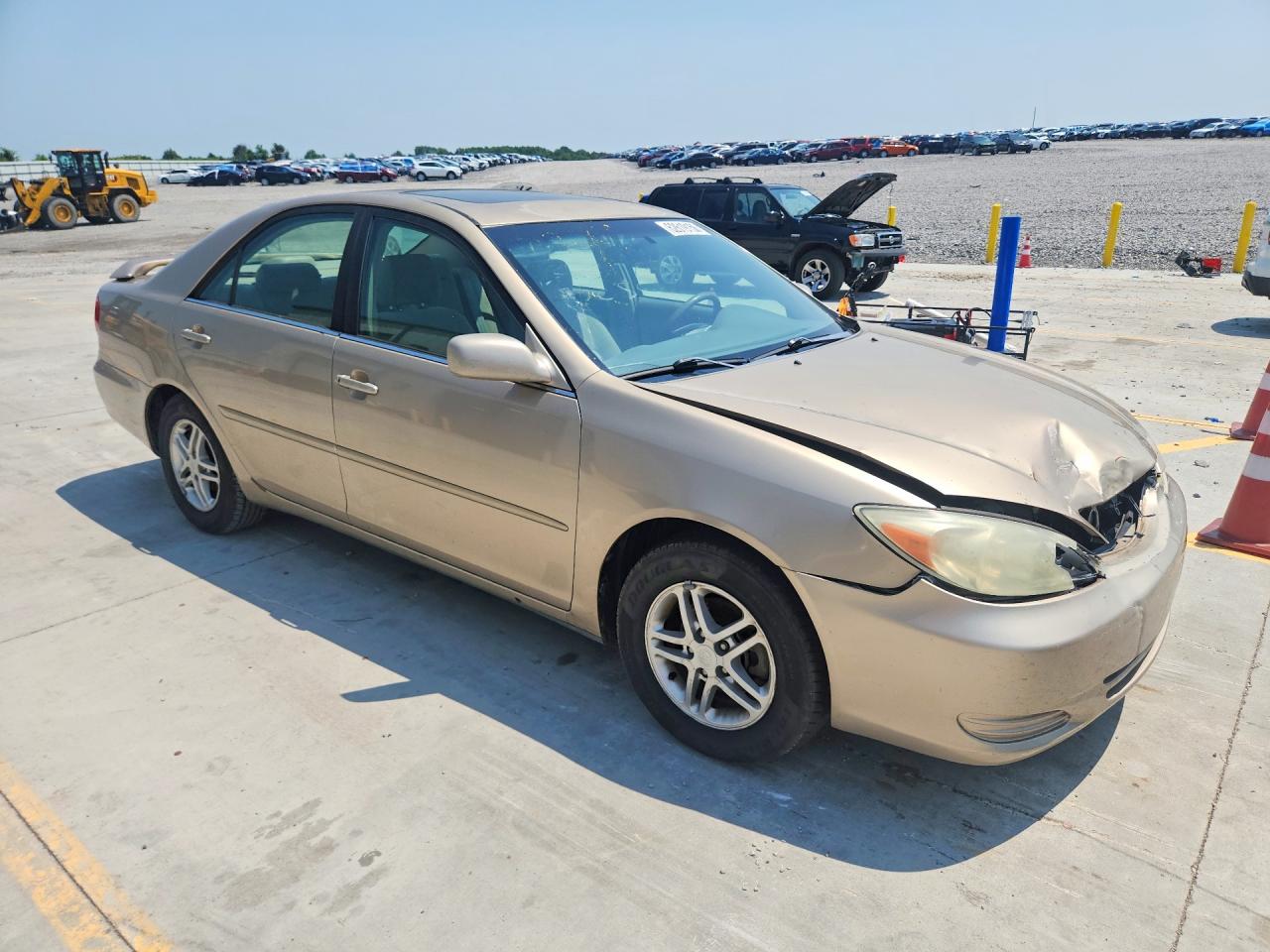 2003 Toyota Camry Le Gold vin: 4T1BE32K63U137642