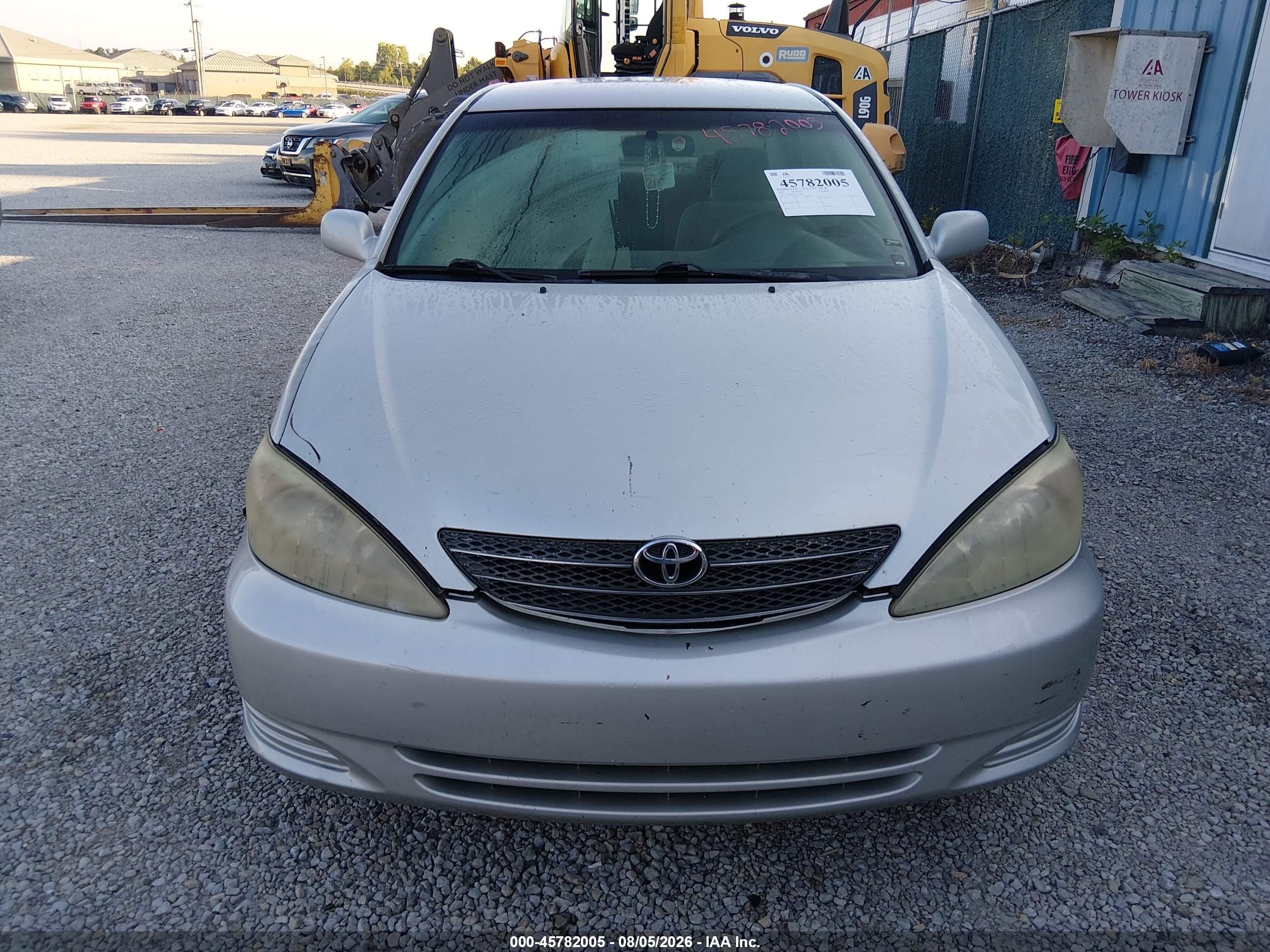 2003 Toyota Camry Le Silver vin: 4T1BE32K63U140301