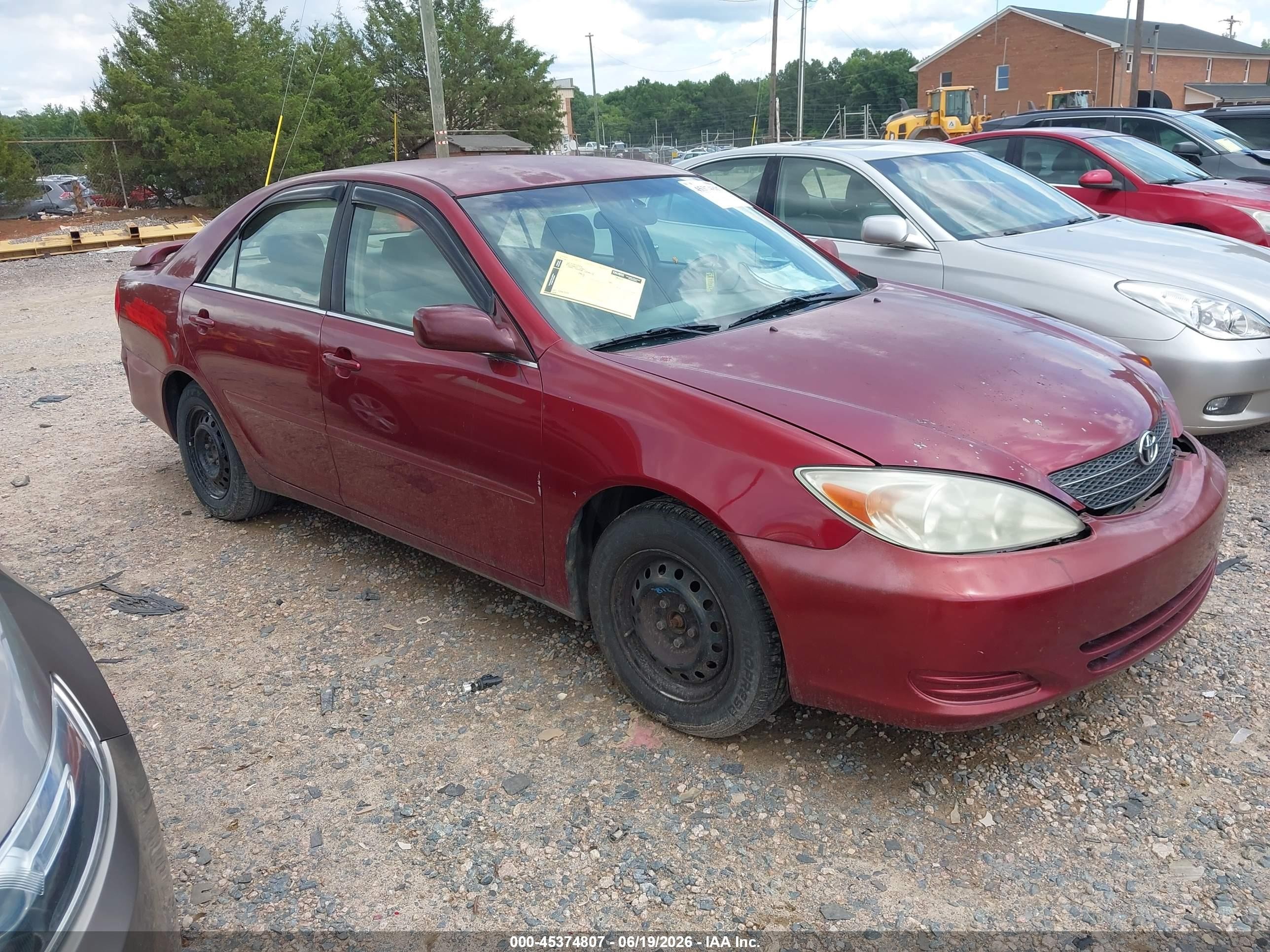 2003 Toyota Camry Le Red vin: 4T1BE32K63U191040