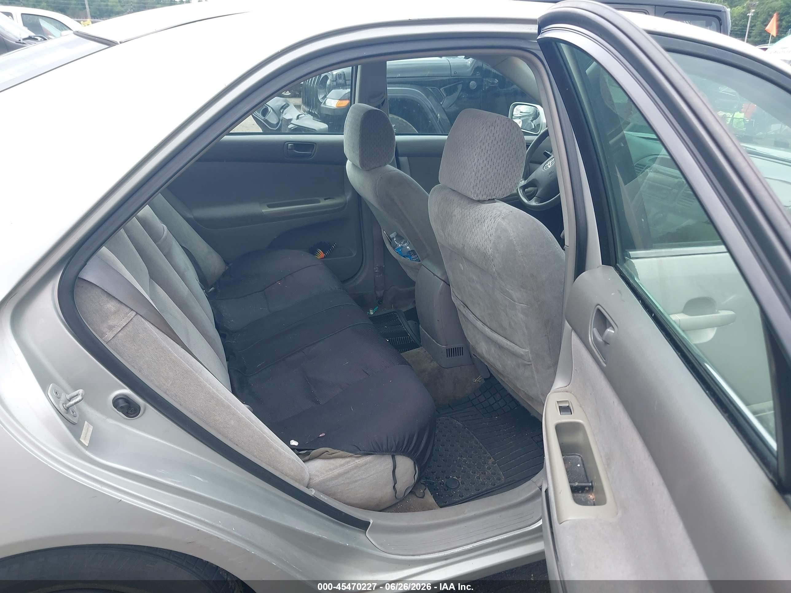 2003 Toyota Camry Le Silver vin: 4T1BE32K63U200710