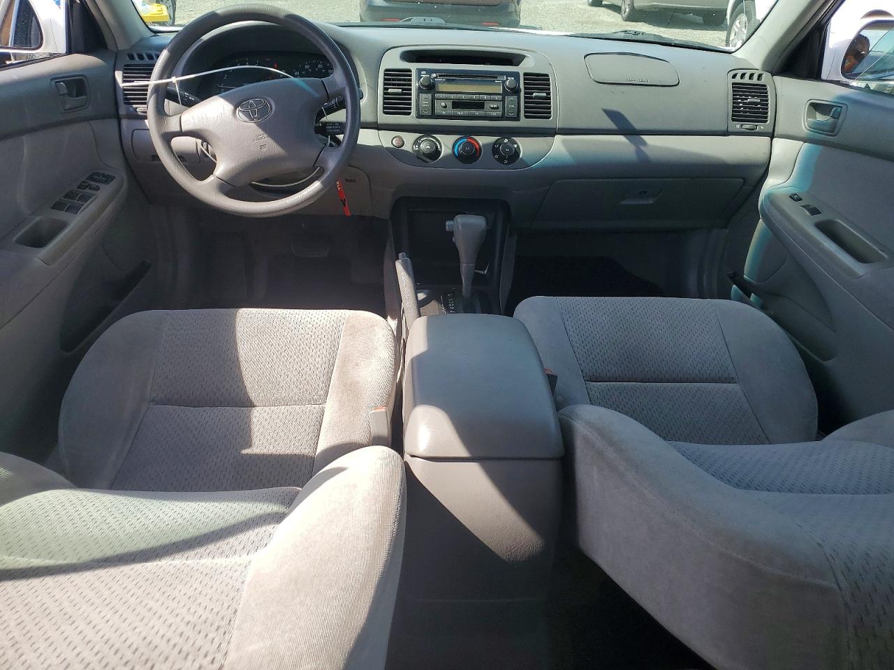 2003 Toyota Camry Le White vin: 4T1BE32K63U201145